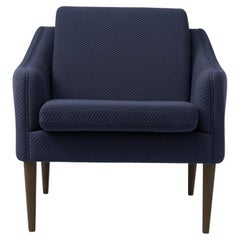 M. Olsen fauteuil de salon en mosaïque de chêne massif fumé bleu royal par Warm Nordic