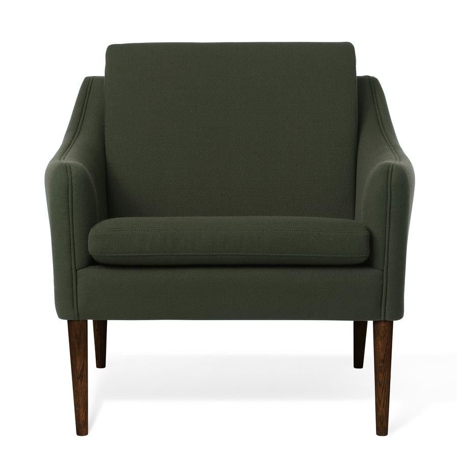 Mr. Olsen lounge chair solid walnut dark green by Warm Nordic
Dimensions: D 81 x W 79 x H 78 cm
Material: Textile upholstery, Foam, Spring system, oak, walnut.
Weight: 27 kg
Also available in different colours, materials and finishes.

A