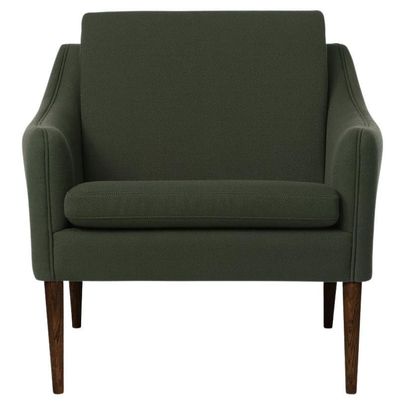 Fauteuil de salon M. Olsen en noyer massif, vert foncé par Warm Nordic en vente