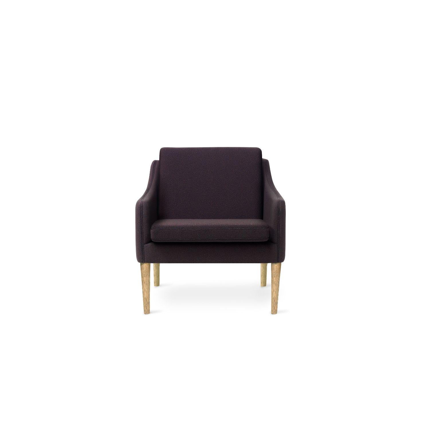 Mr. Olsen lounge chair sprinkles solid smoked oak eggplant by Warm Nordic
Dimensions: D 81 x W 79 x H 78 cm
Material: Textile upholstery, foam, spring system, oak
Weight: 27 kg
Also available in different colours, materials and finishes.

A