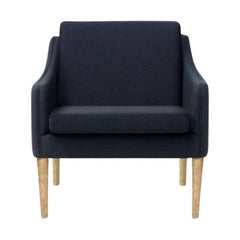 Chaise longue Mr. Olsen Sprinkles en chêne massif fumé bleu nuit par Warm Nordic