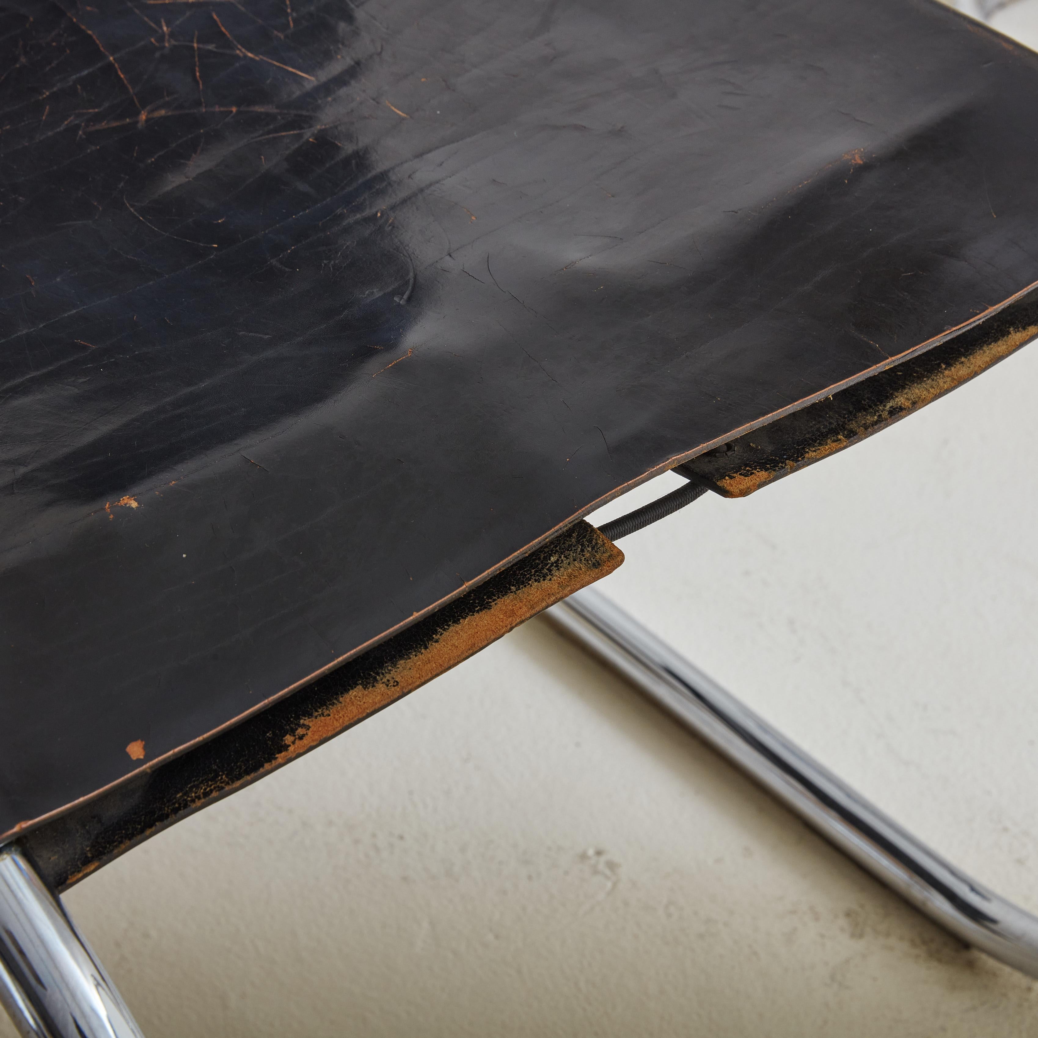 Chaise en cuir noir 'MR10' par Mies Van Der Rohe, USA années 1970 - 4 Disponibles en vente 2