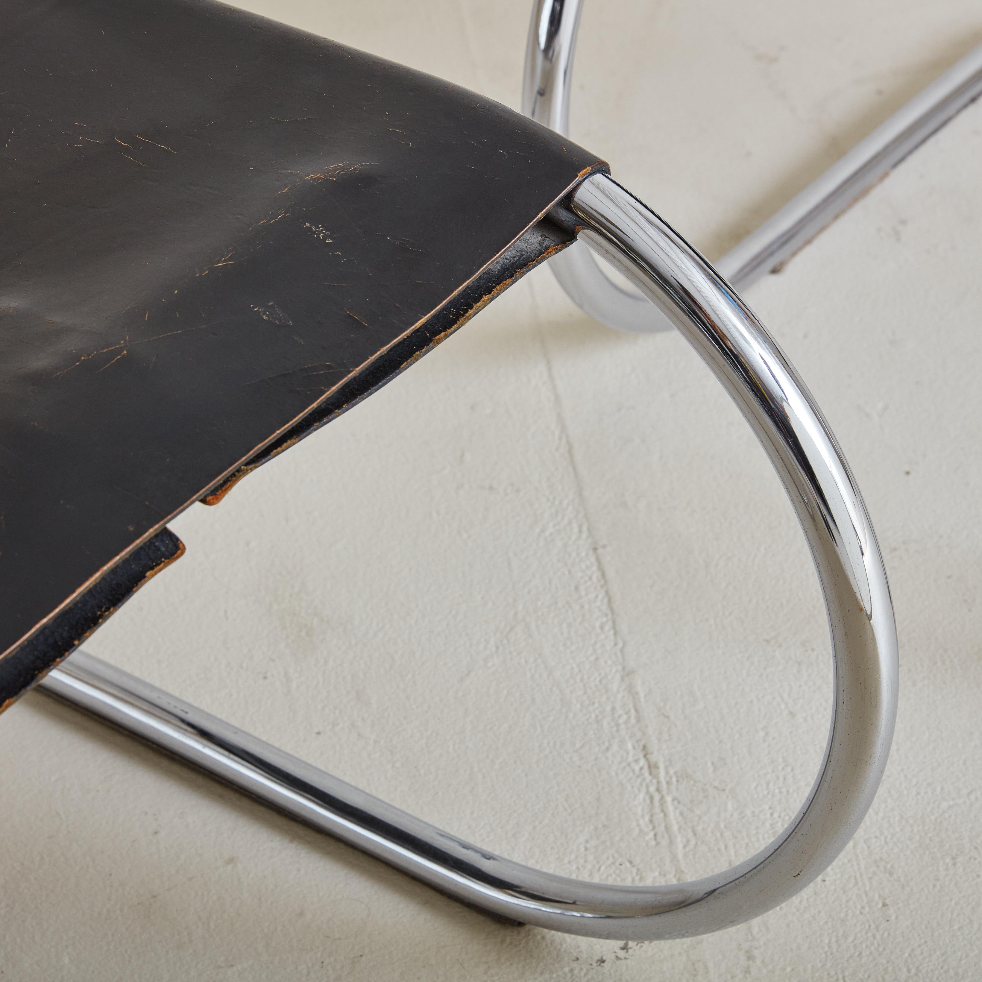 Chaise en cuir noir 'MR10' par Mies Van Der Rohe, USA années 1970 - 4 Disponibles en vente 3