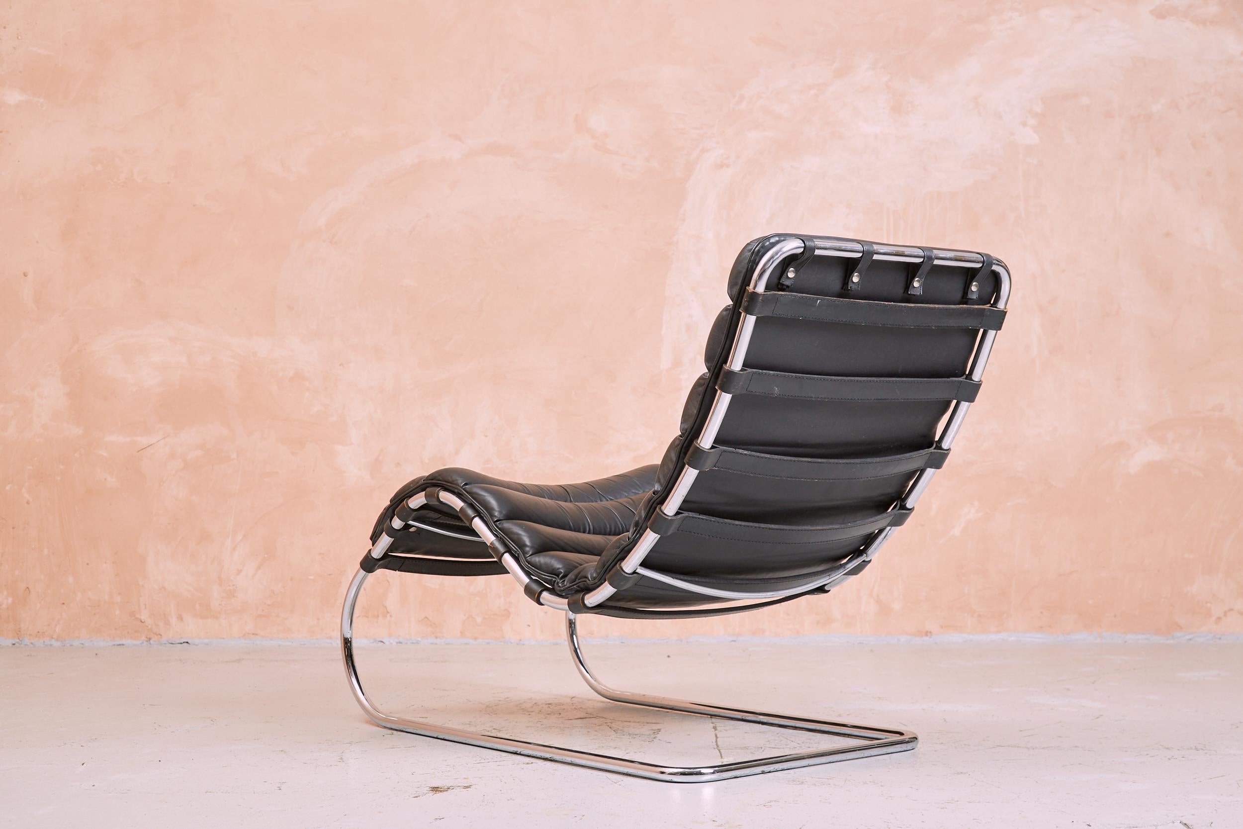 Mr100 Chaise Longue Bauhaus Chair by Mies Van Der Rohe, 1970s 5