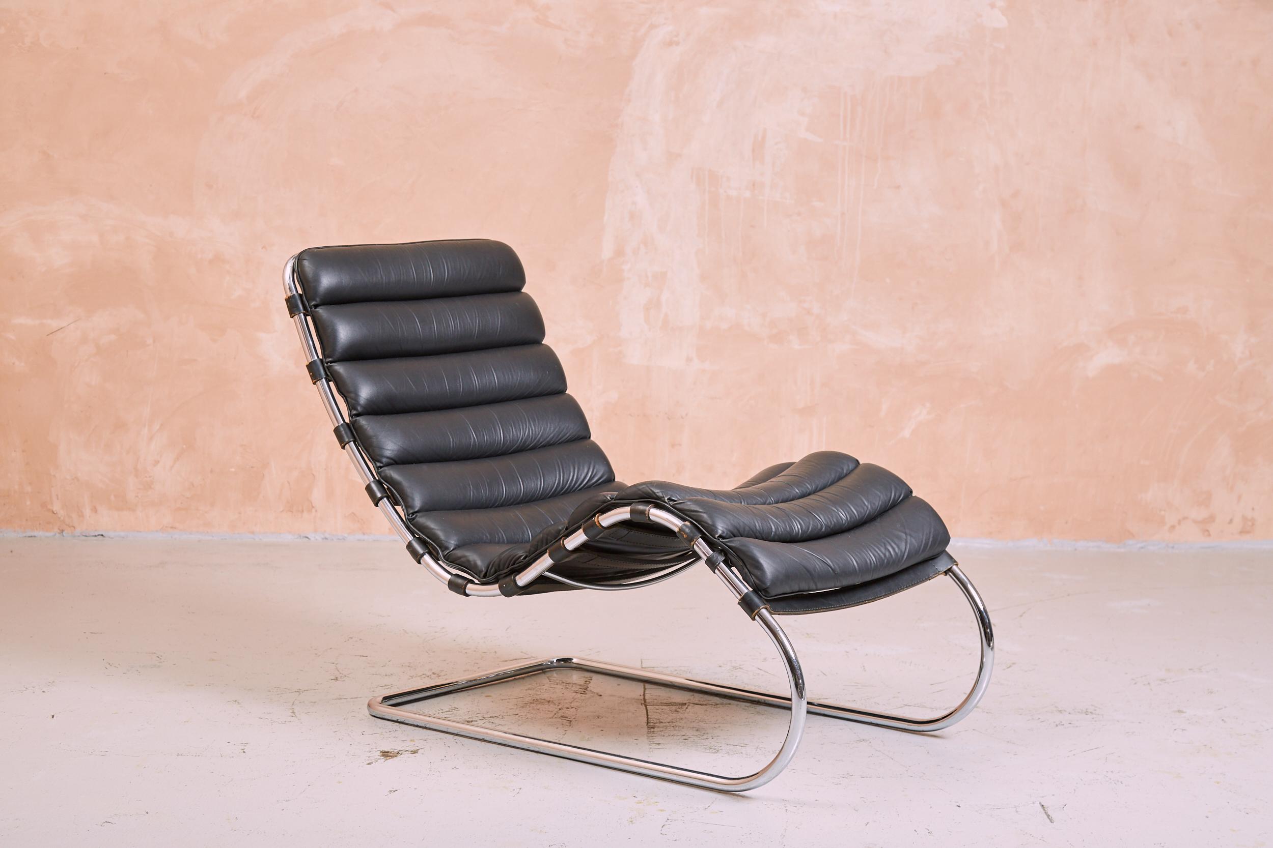 The MR100 chaise longues was designed by Ludwig Mies Van Der Rohe in 1927 and featured the designer's signature looping tubular chrome style. The chair is an iconic piece of furniture which has slipped slightly under the radar, when compared to the