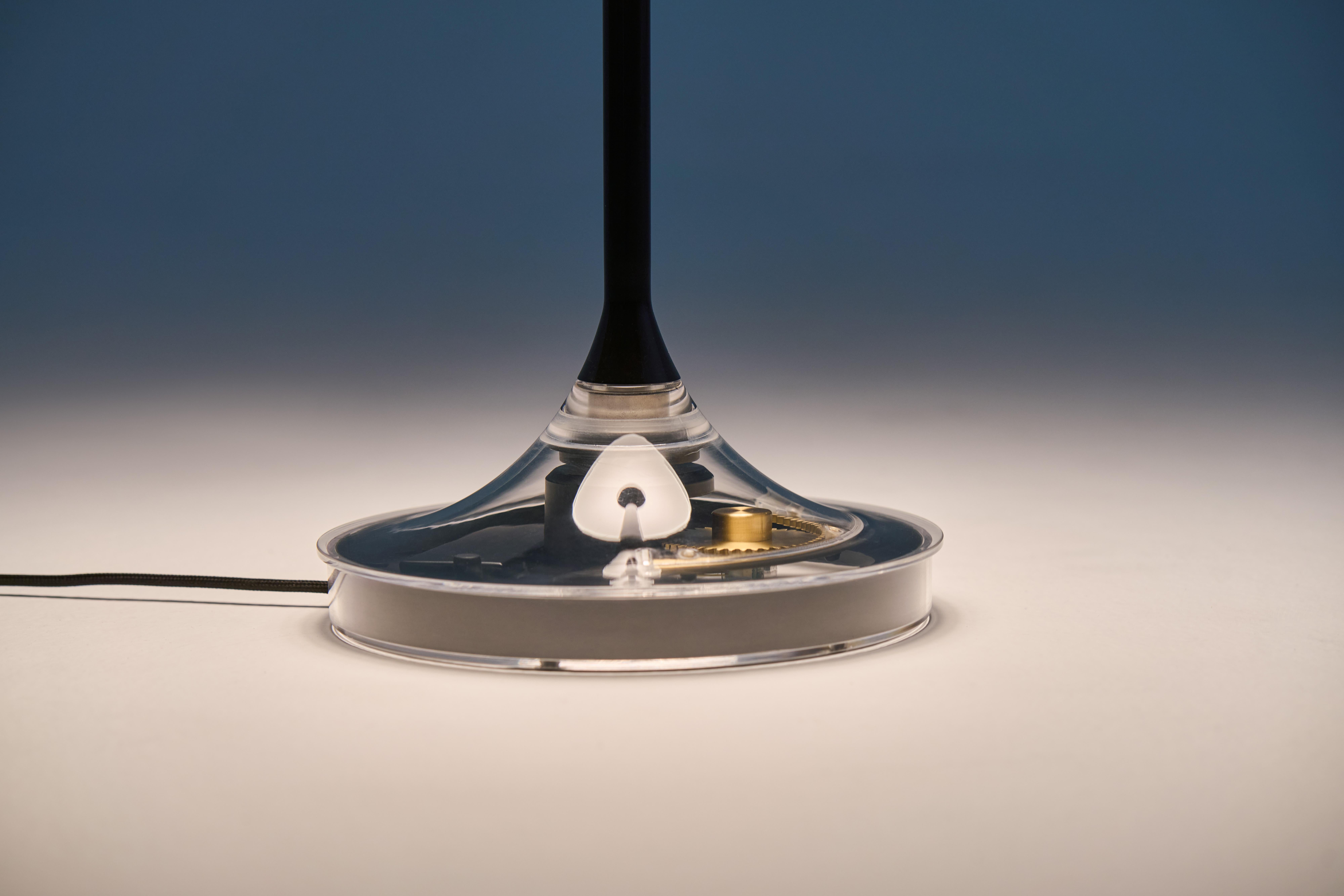 Lampe de table MR.DJ en vente 4