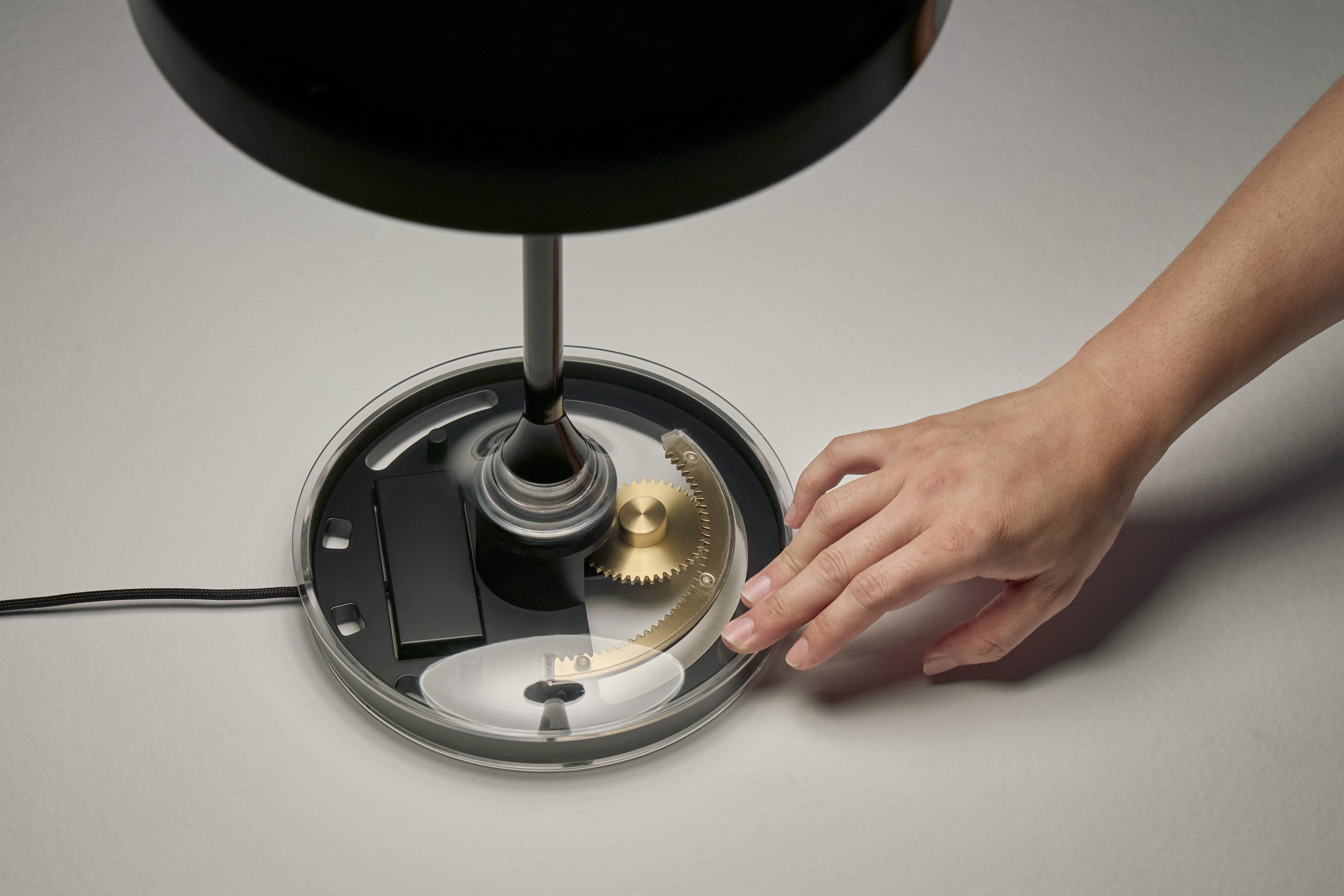 Lampe de table MR.DJ en vente 5