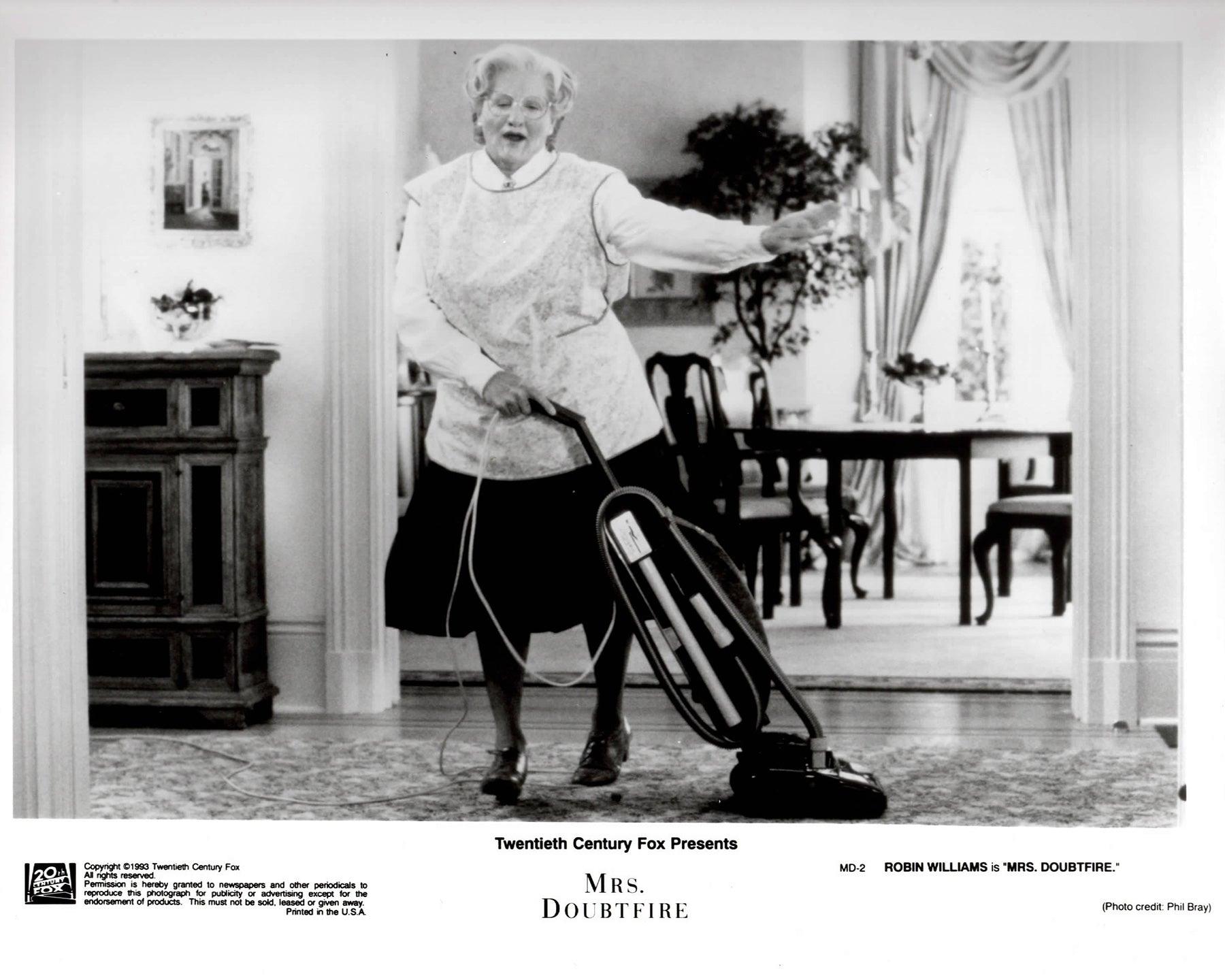Papier Mrs Doubtfire 1993 Publicity Film Movie Press Still Framed en vente