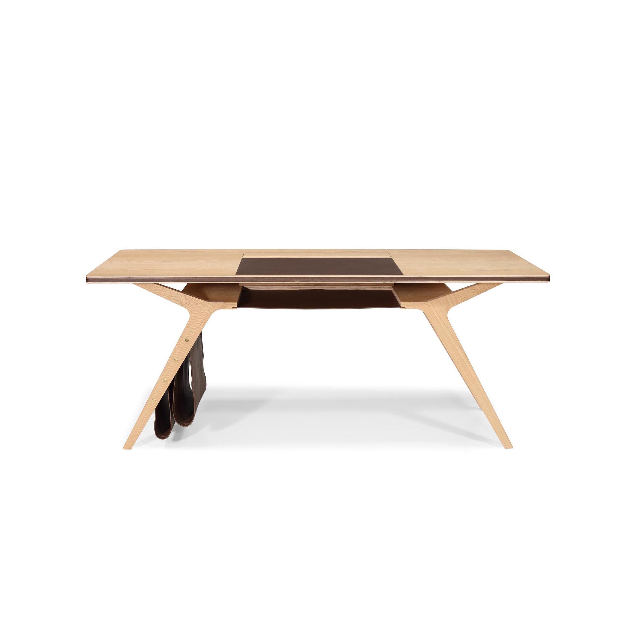 Mrs. Note Desk - Walnut - 190cm For Sale 6