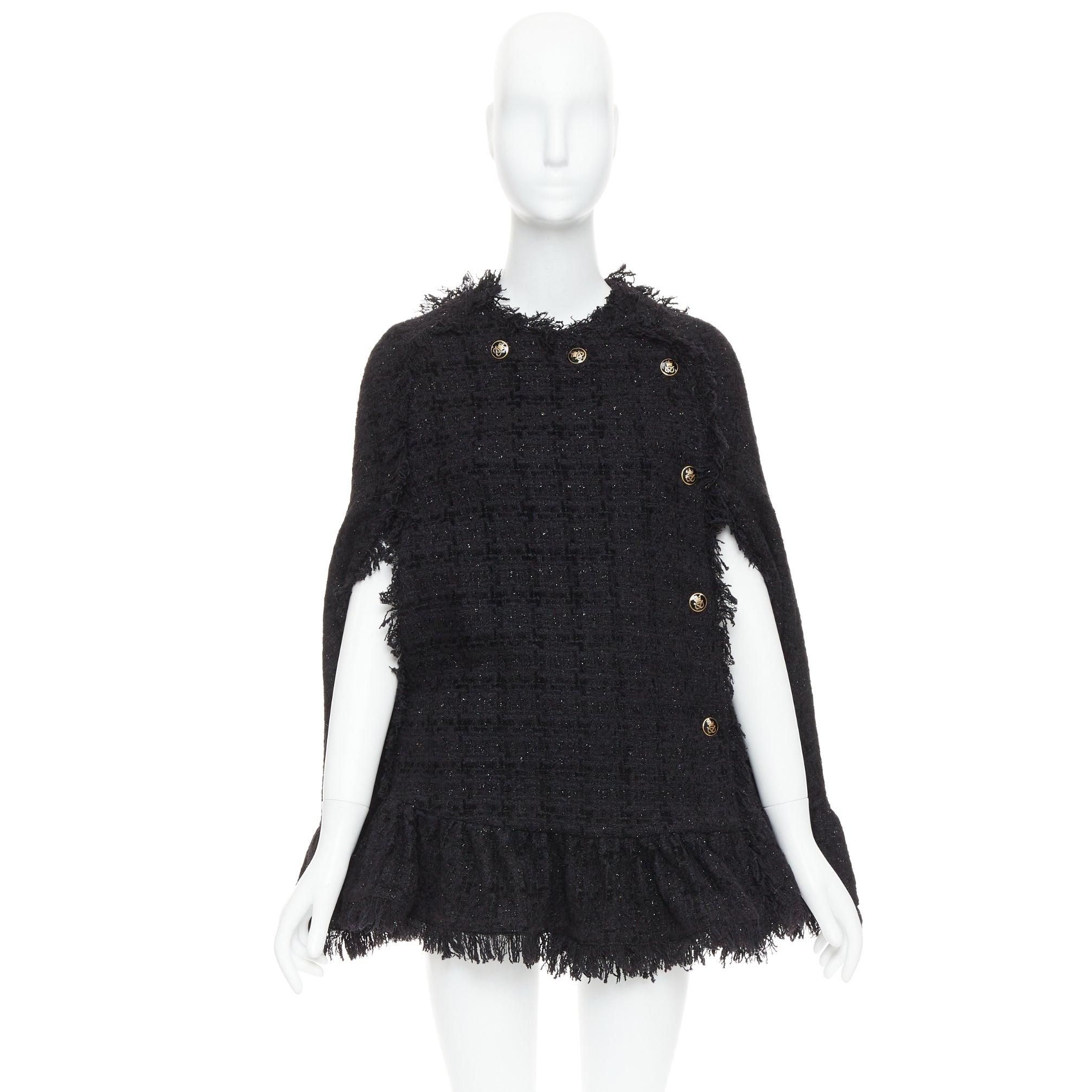 MSGM cappotto a mantella in tweed nero con bottoni varsity dorati e frange IT38 XS in vendita 4