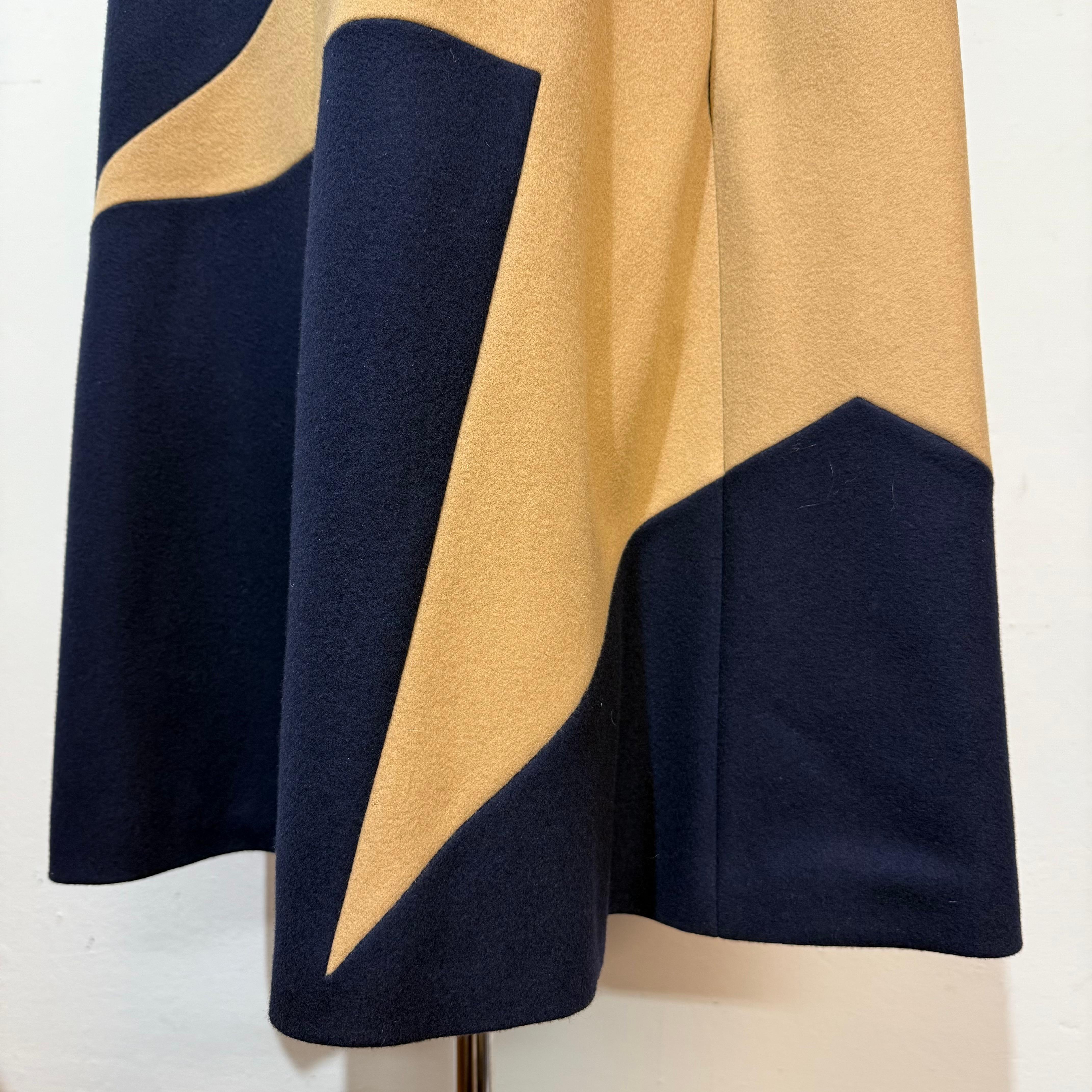 MSGM Capa de estrella de lana azul y camel talla IT 44 en venta 1