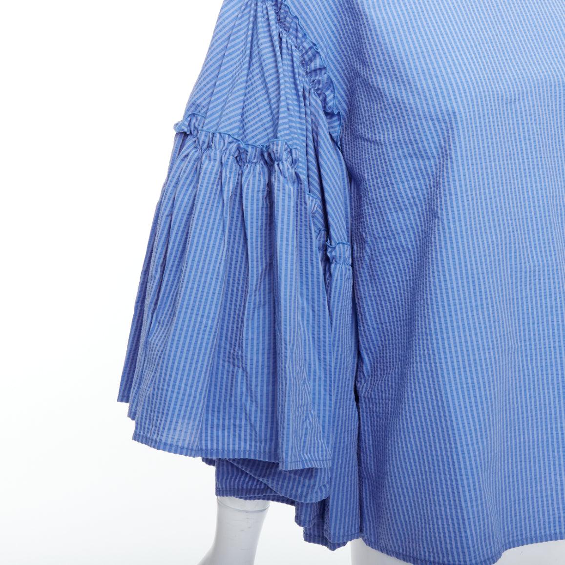 MSGM blu in misto cotone con maniche a righe svasate e girocollo IT38 XS
Riferimento: JACG/A00169
Marchio: MSGM
Materiale: Cotone, misto
Colore: blu
Modello: A righe
Chiusura: zip
Dettagli extra: Zip posteriore.
Prodotto in: