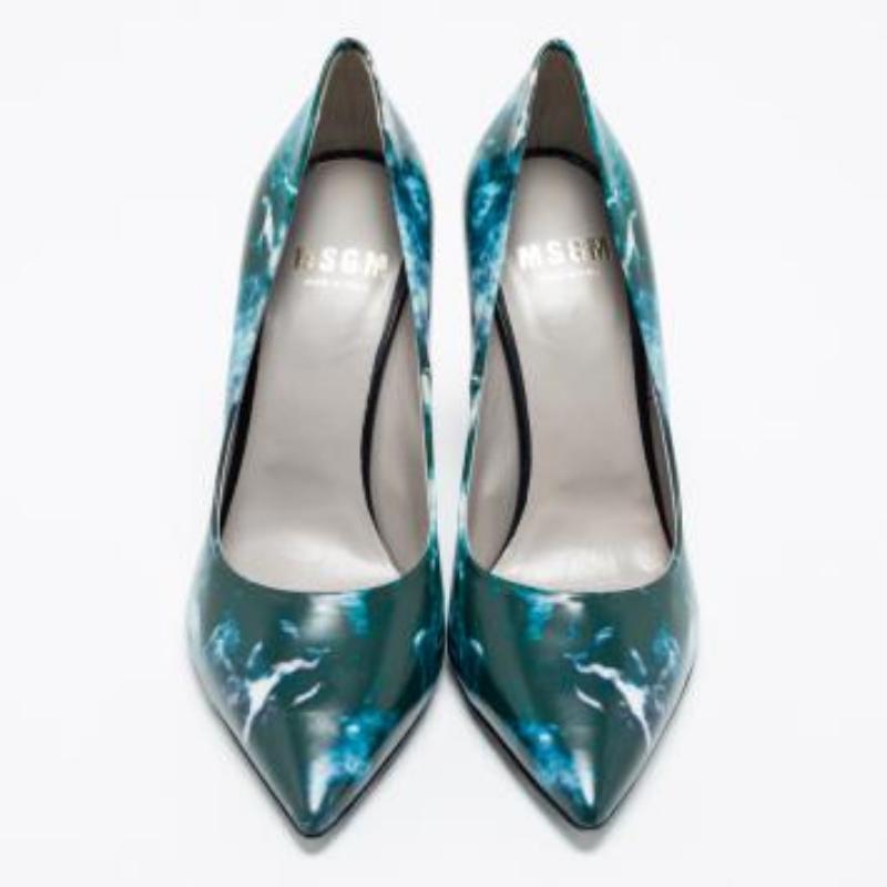 MSGM escarpins à bout pointu imprimé marbre bleu, taille 38 en vente 5