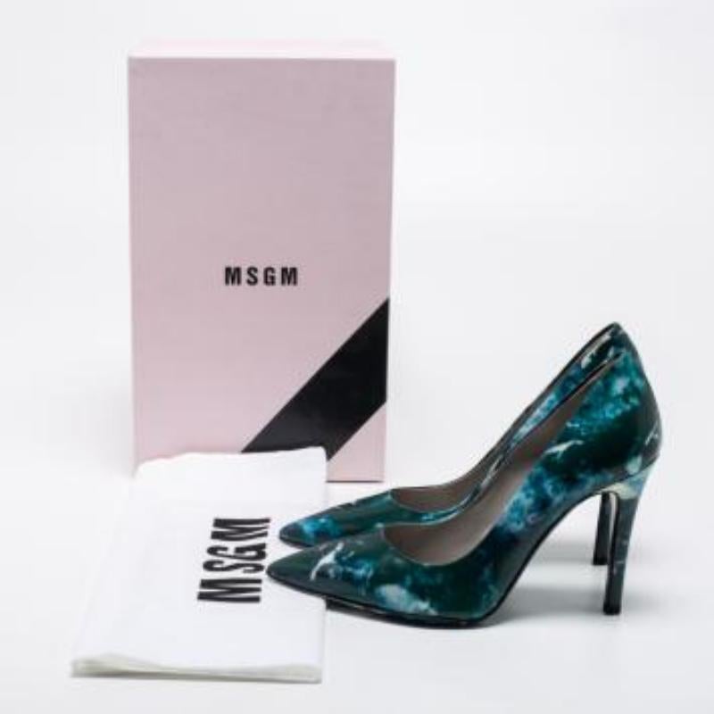 MSGM escarpins à bout pointu imprimé marbre bleu, taille 38 en vente 3