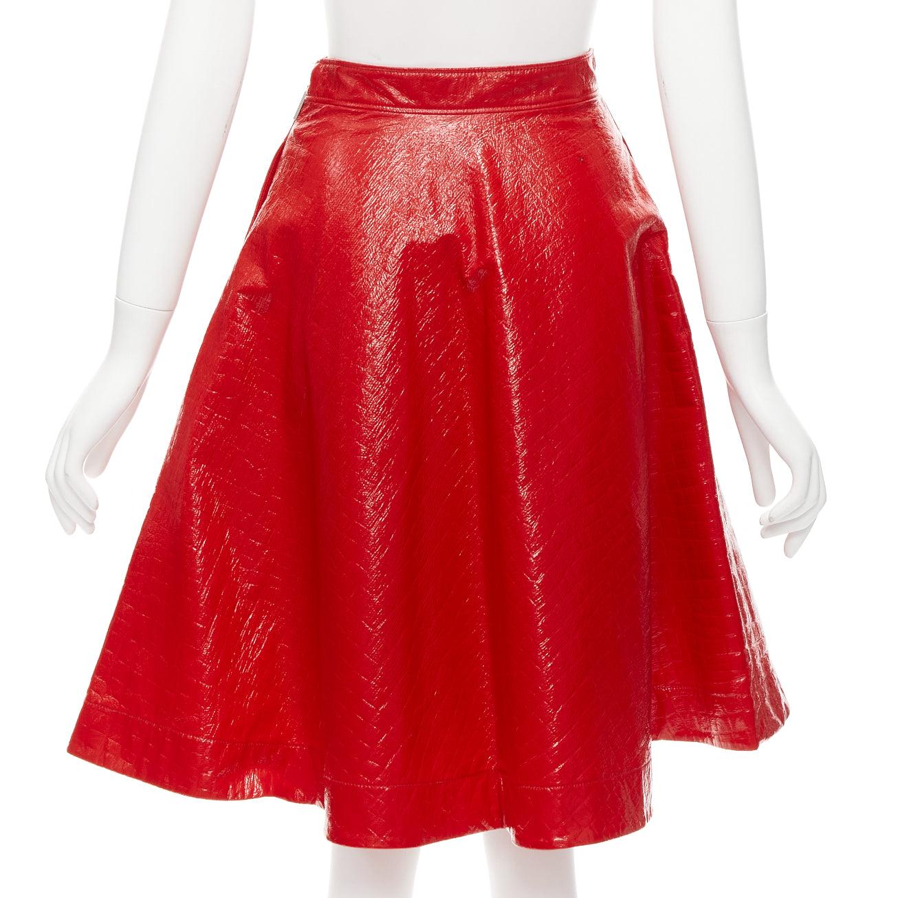 MSGM red faux patent high shine crinkled A-line flared skirt IT38 XS For Sale 1