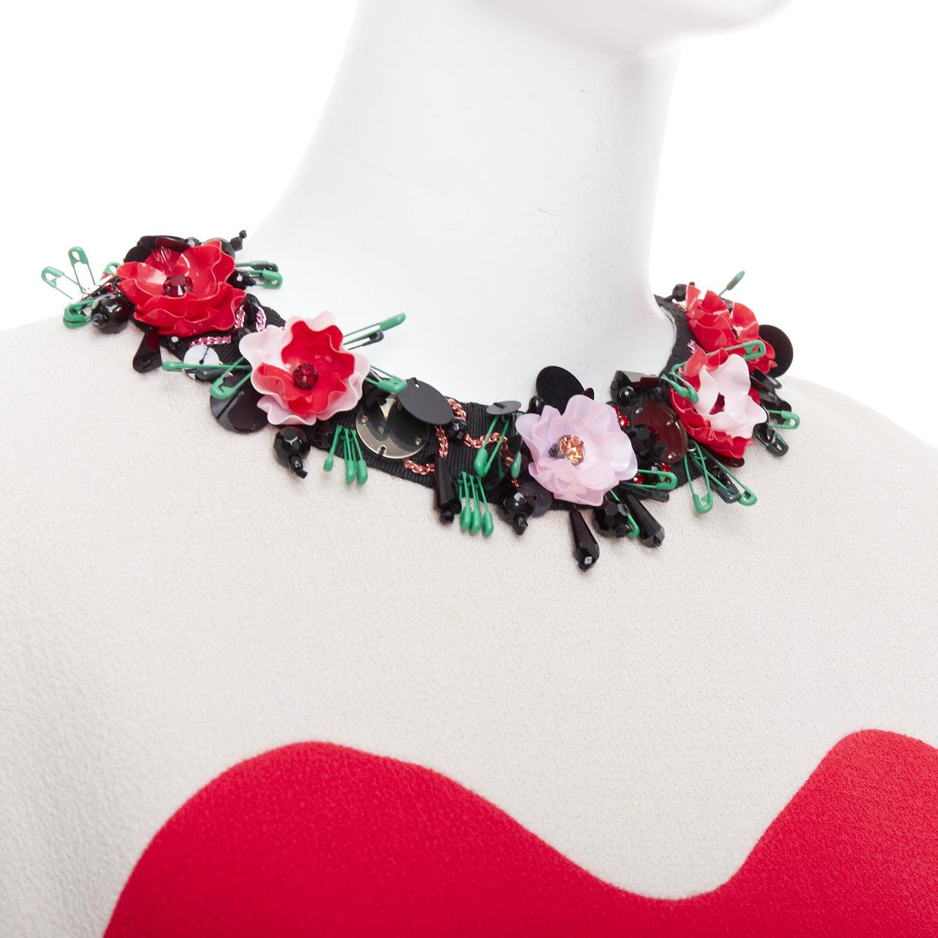 MSGM red nude floral embellished collar peplum vest top IT42 M
Reference: WECN/A00030
Brand: MSGM
Material: Wool
Color: Red, Nude
Pattern: Embellishments
Closure: Zip
Lining: Black Fabric
Extra Details: Back zip.
Made in: