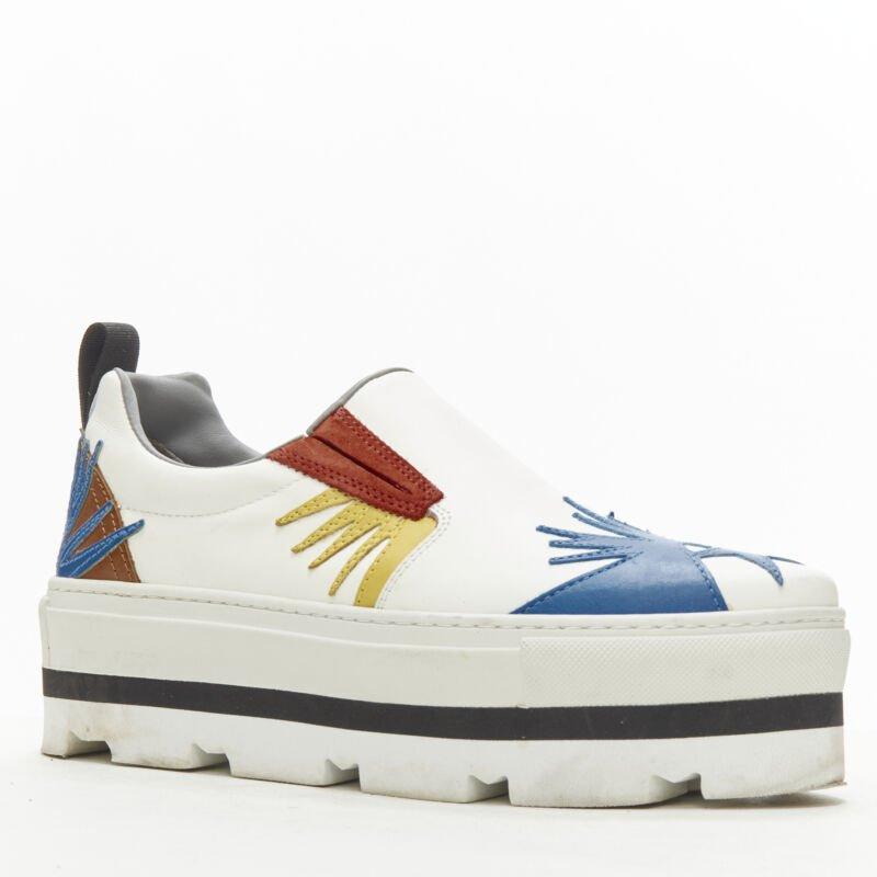 Gris MSGM - Escarpins à bout pointu en cuir blanc avec patchwork en forme d'étoile EU36 en vente