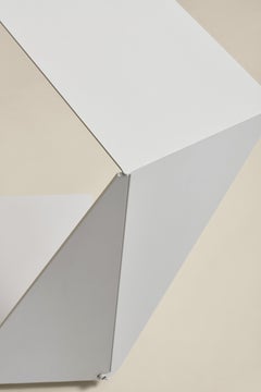 MŪ411 Small Swivel Table in Steel by MŪVEK