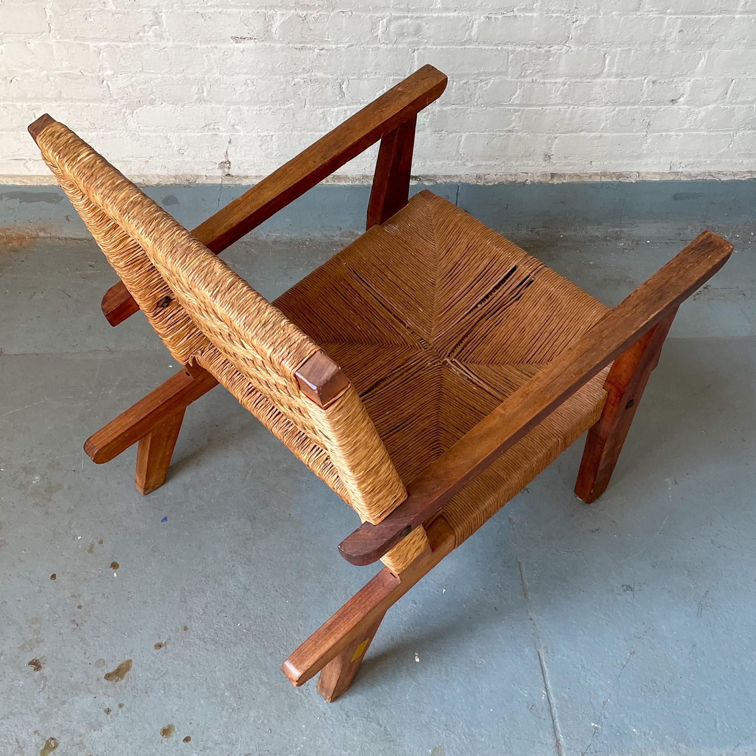 Woven Muebles Austin Knock-Down Lounge Chair For Sale