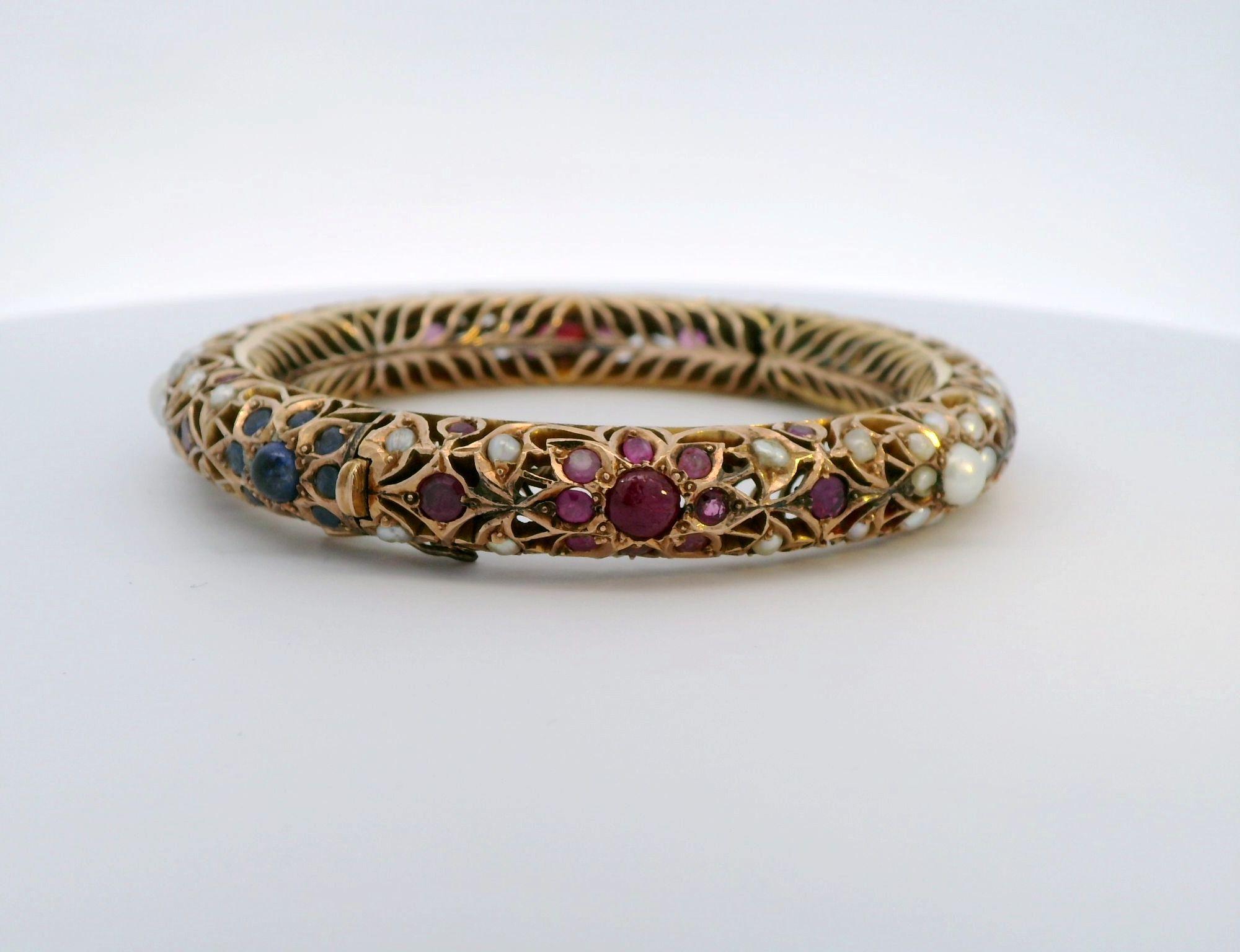 Mughal Antique Jeweled Bracelet in 14kt Yellow Gold For Sale 1