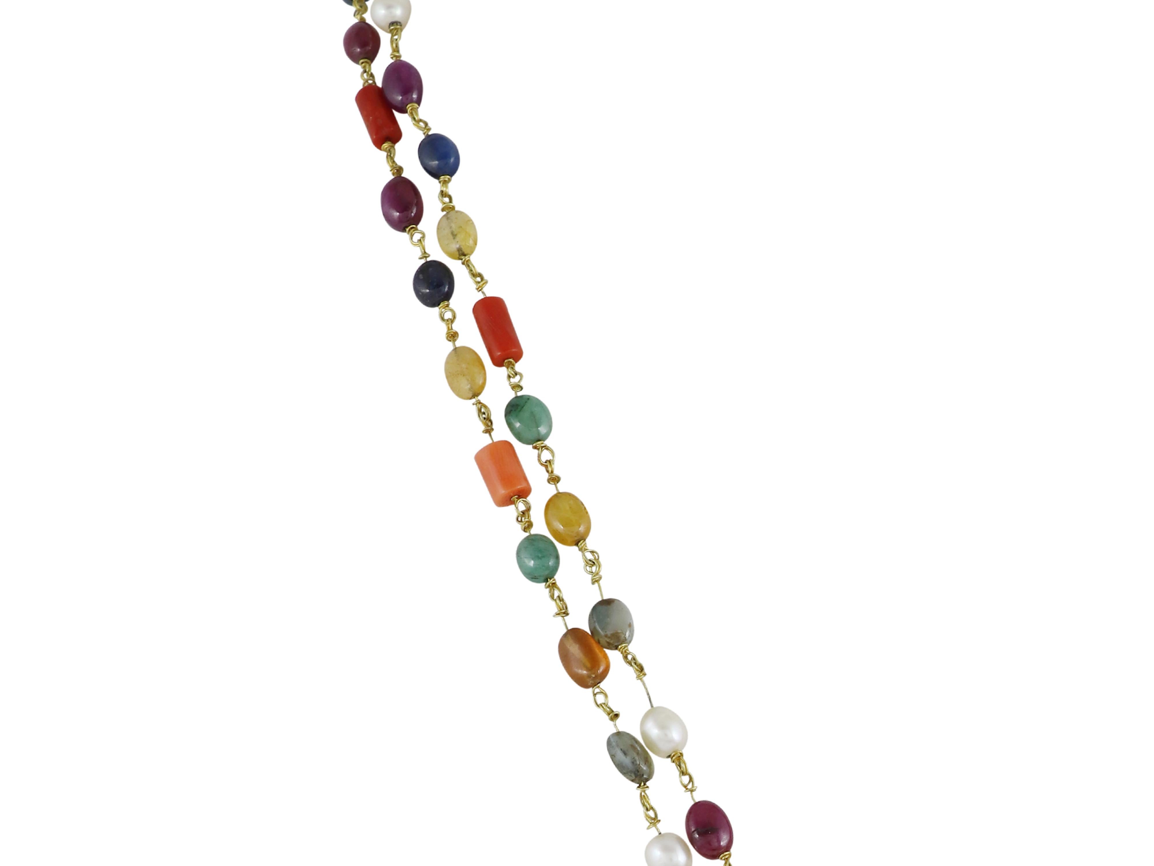 Mughal Diamond and Navratna gemstone inlaid Jade pendant for indian wedding For Sale 1