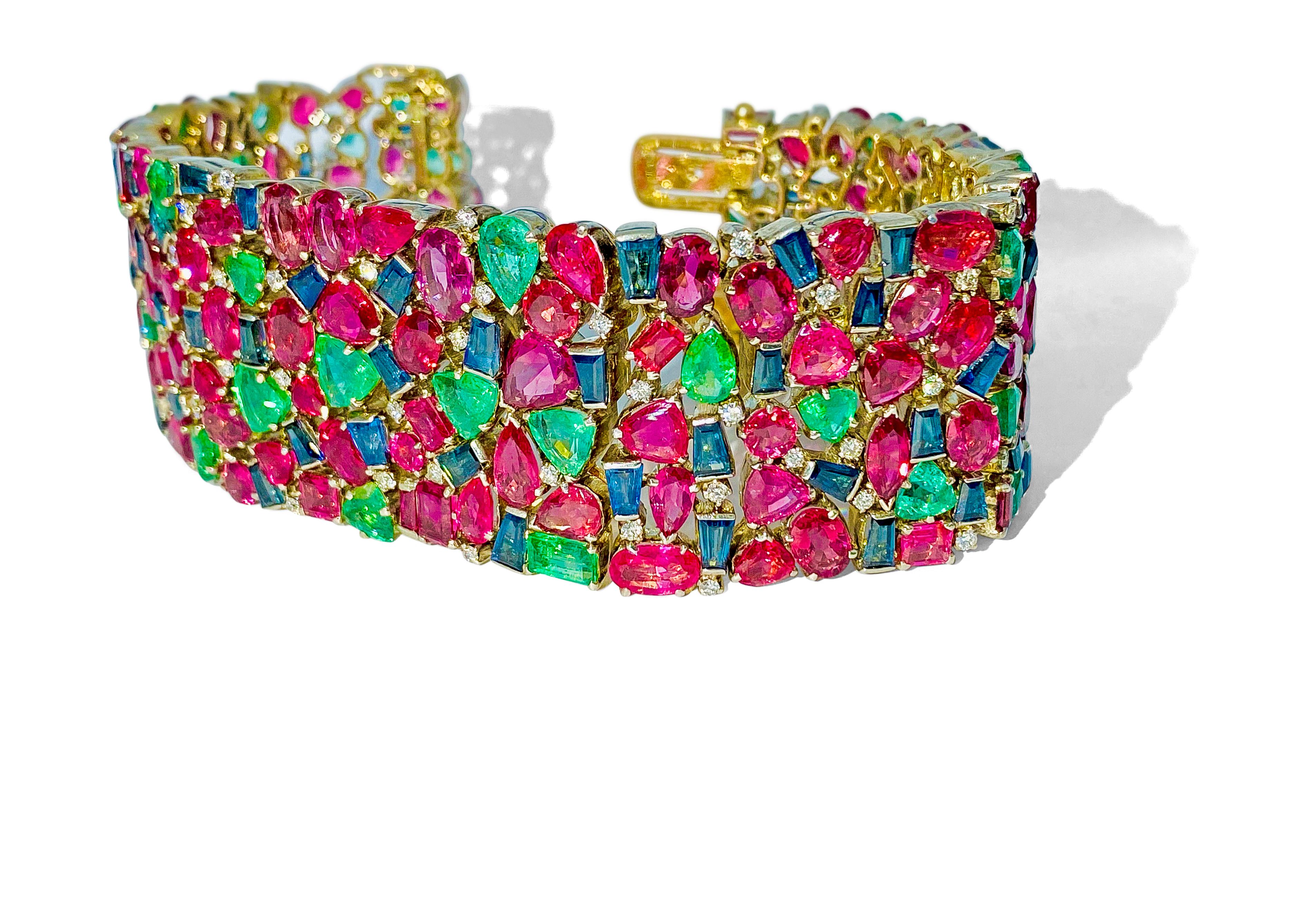 Mughal Empire: Armband aus Burma-Rubin, Smaragd und Saphir im Angebot 1
