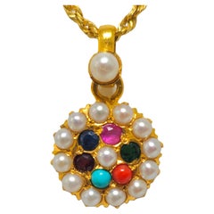 Pendentif vintage de style Empire moghol en or jaune 22 carats avec multi-pierres