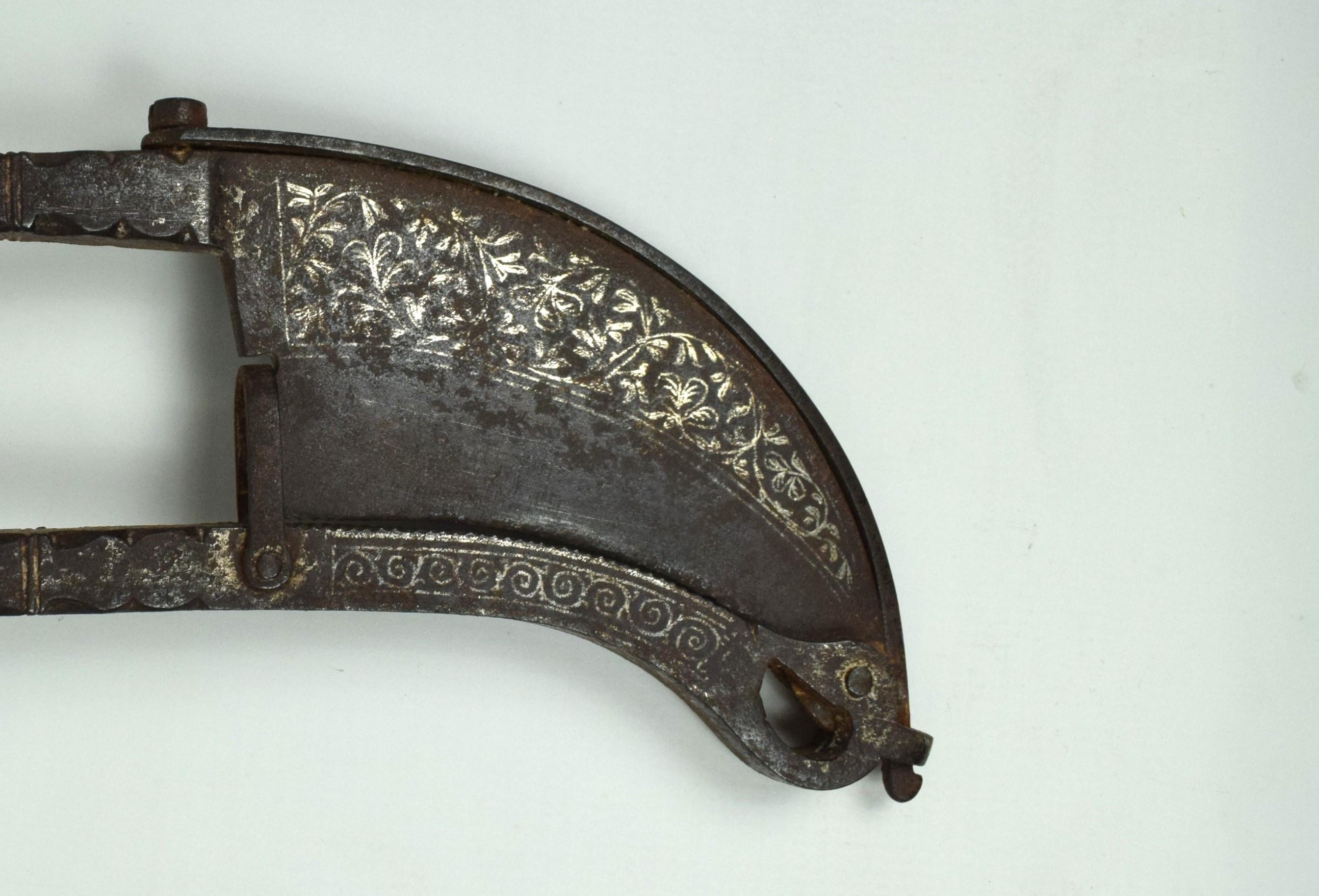 Hand-Crafted Mughal Indian Betel Nut Cutter, Mid 19th Century For Sale