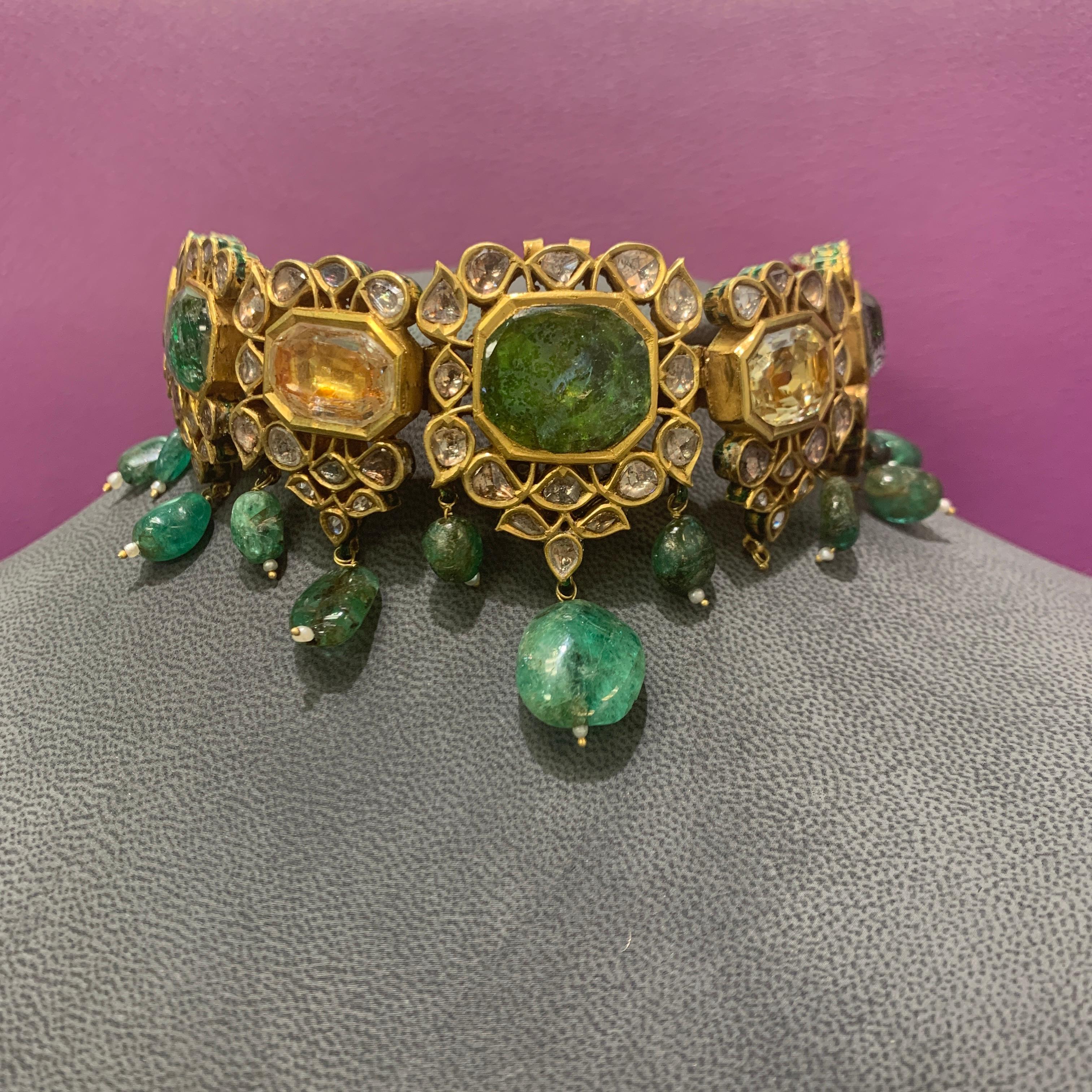 Halskette mit indischem Mughal-Smaragd im Angebot 1