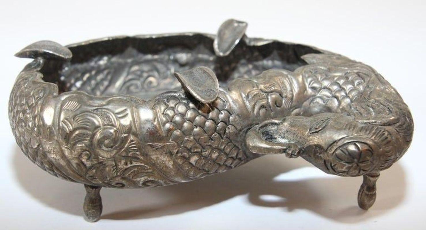Hammered Mughal Indian Raj Style Elephant Shape Silver Ashtray For Sale