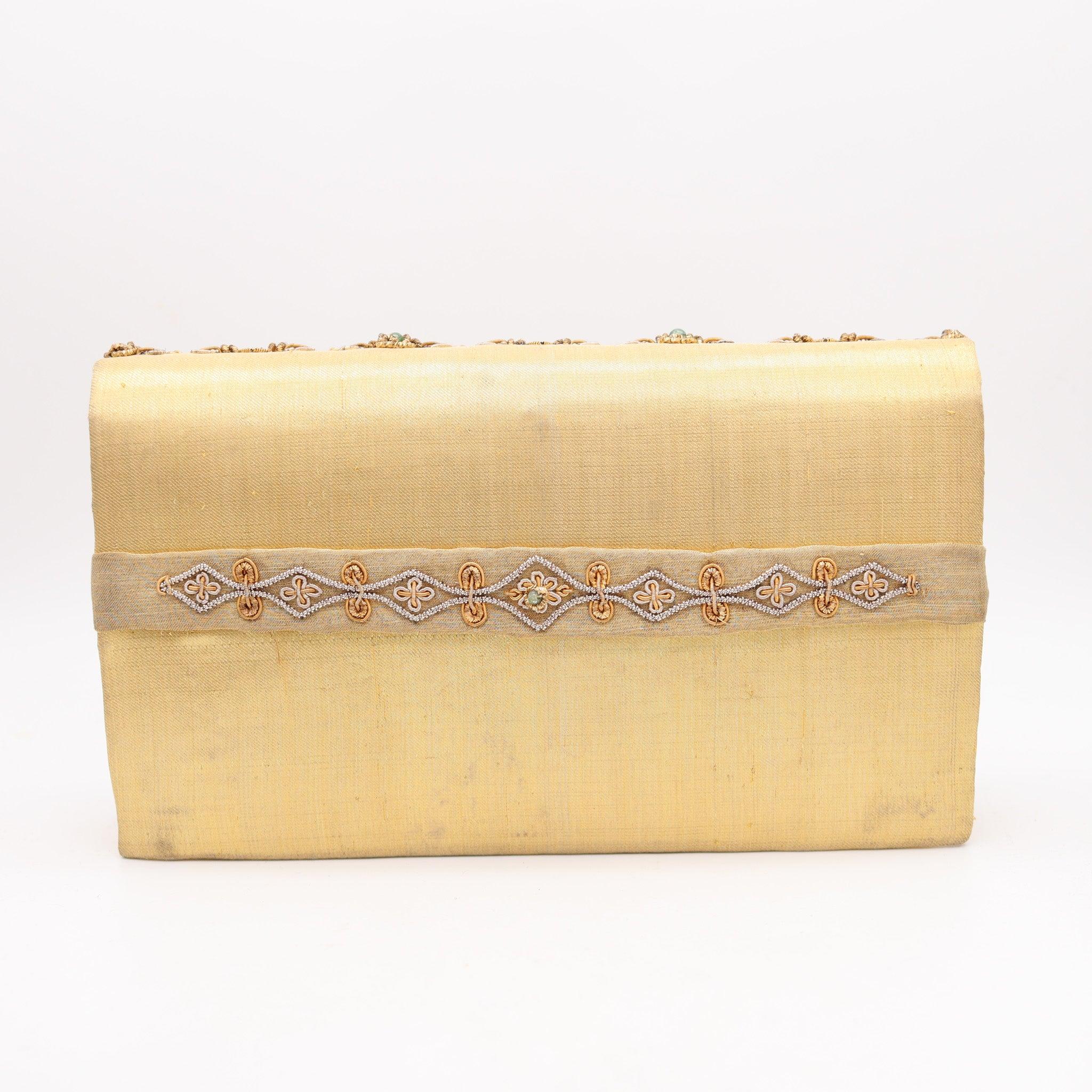 MUGHAL Late Art-Deco 1930's Clutch Purse Silk, Gold & Silver With Green Emeralds For Sale 1