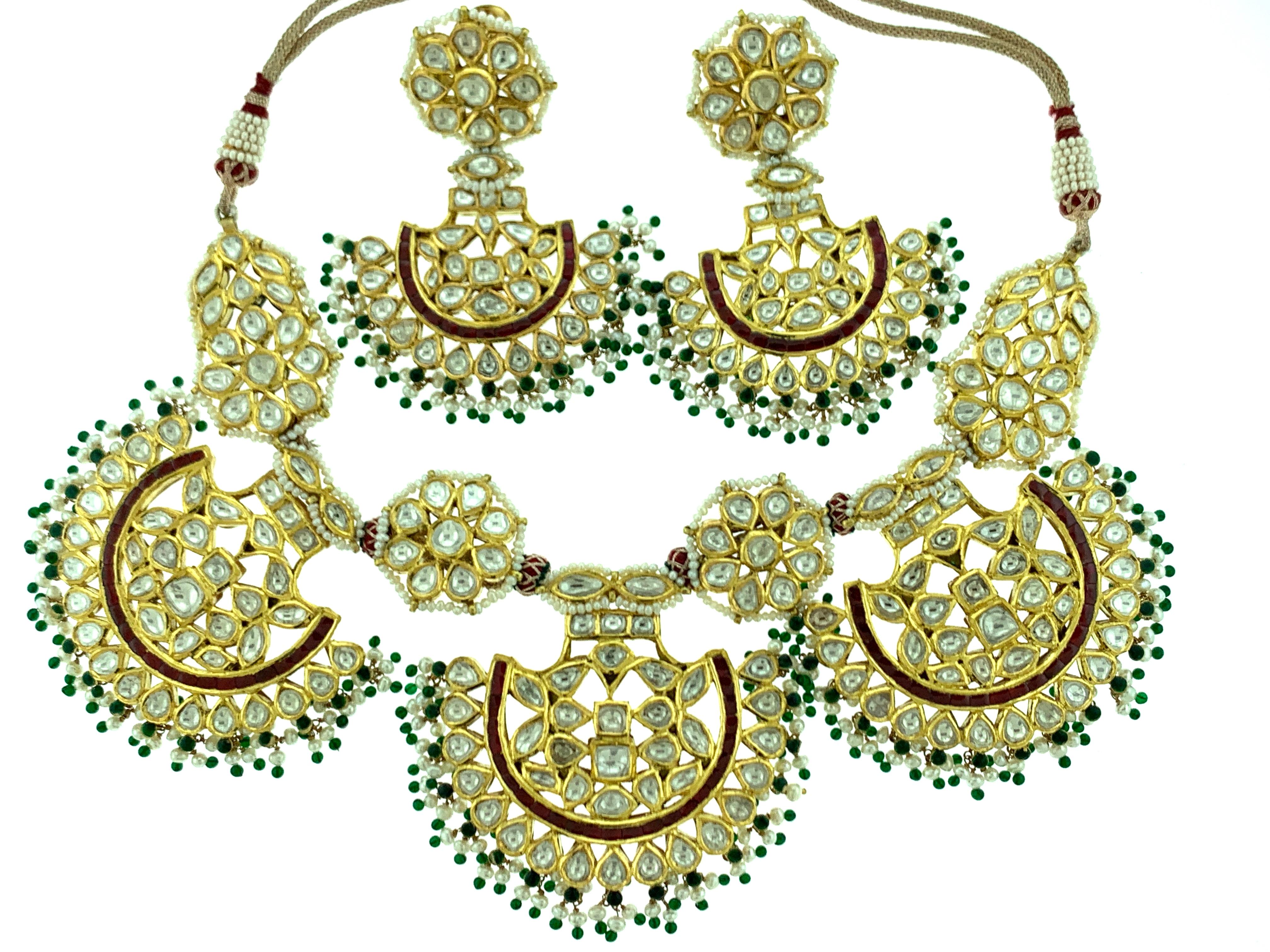 Magnifique ensemble de mariage moghol de style traditionnel Kundan Polki en or 18 carats avec diamants taille rose en vente 6