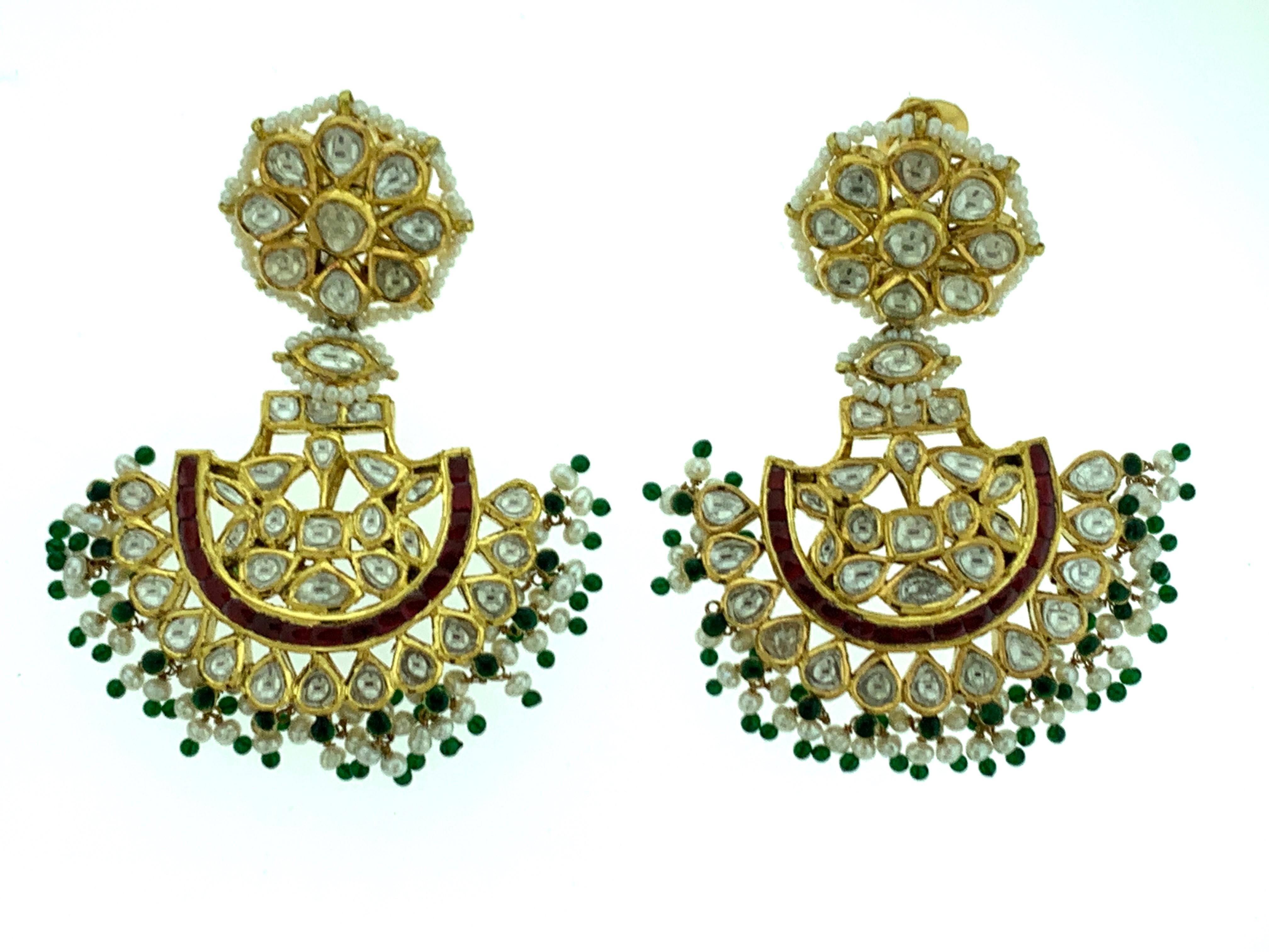 Magnifique ensemble de mariage moghol de style traditionnel Kundan Polki en or 18 carats avec diamants taille rose en vente 7