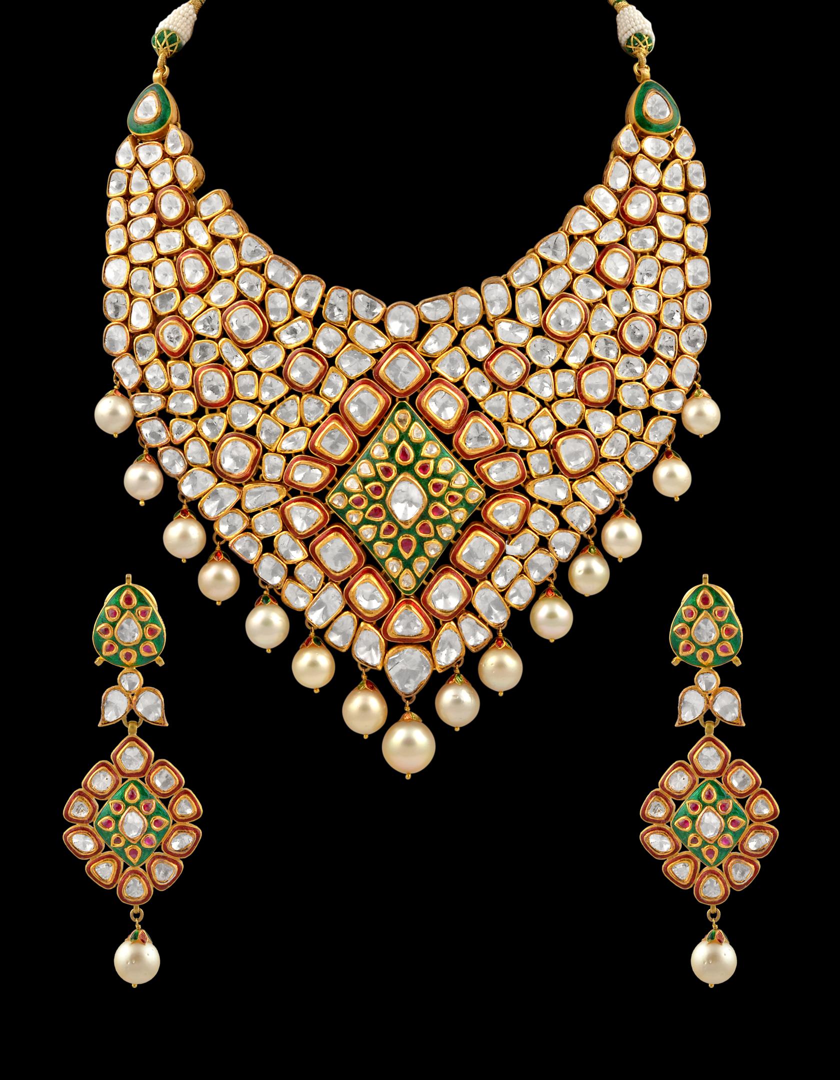 Mughal Magnificenct Traditional Kundan Polki Rose Cut Diamond 18 K Bridal Suite For Sale 3