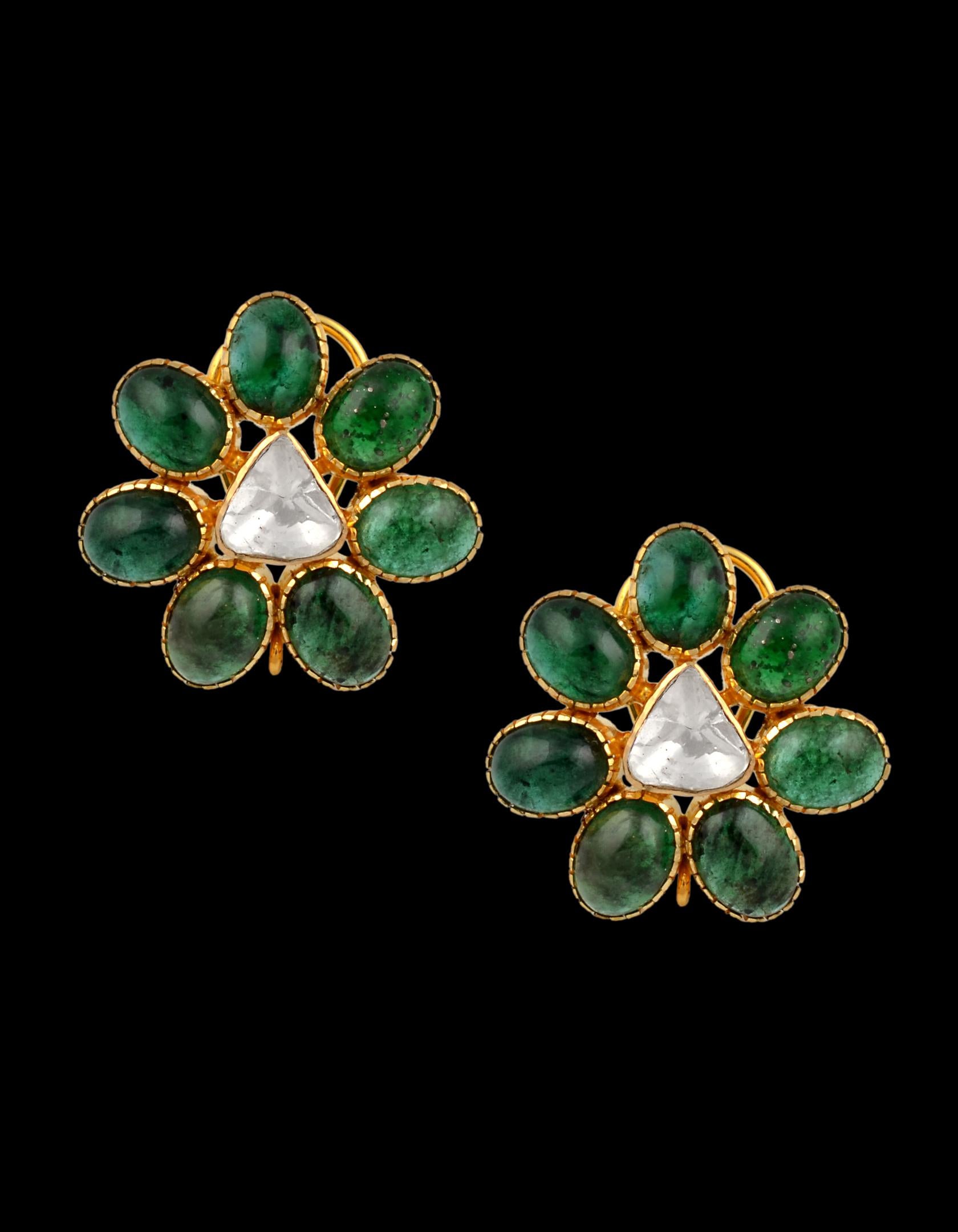 Women's Mughal Magnificenct Traditional Rose Cut Diamond & Emerald 18 Kt YG Bridal Set
