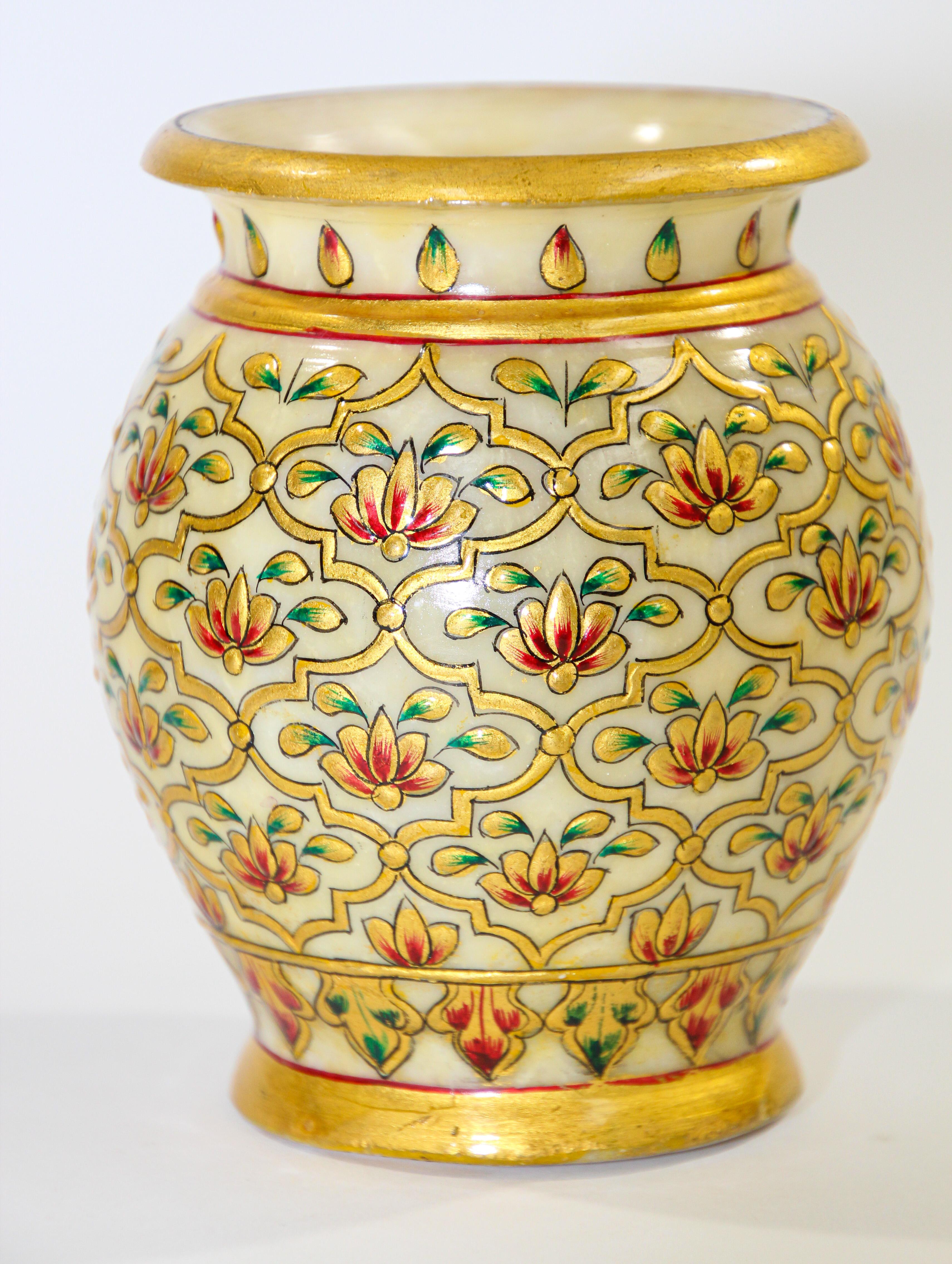 mughal vase