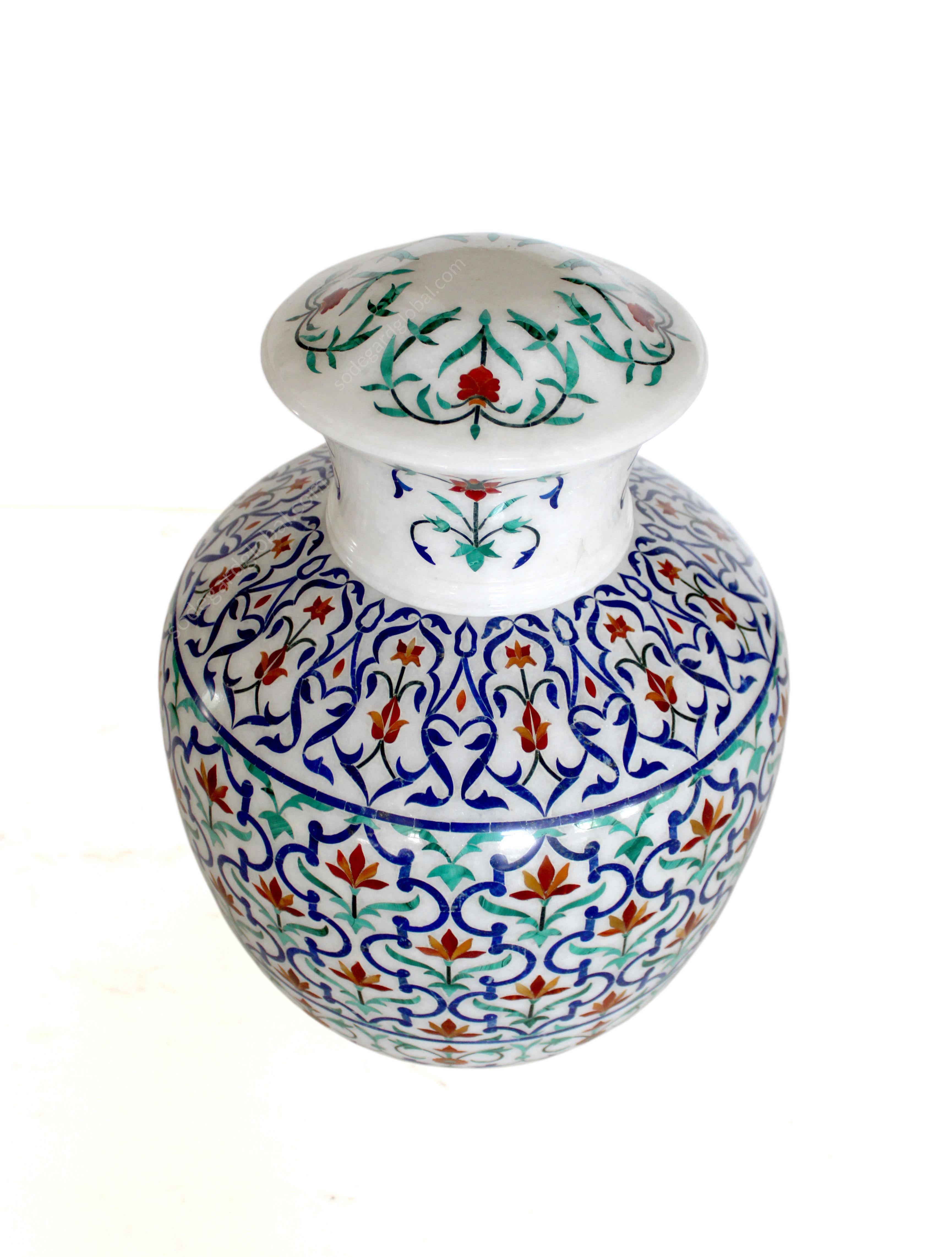 Other Mughal Vase Pachchi Kari Inlay in White Marble by Stephanie Odegard For Sale