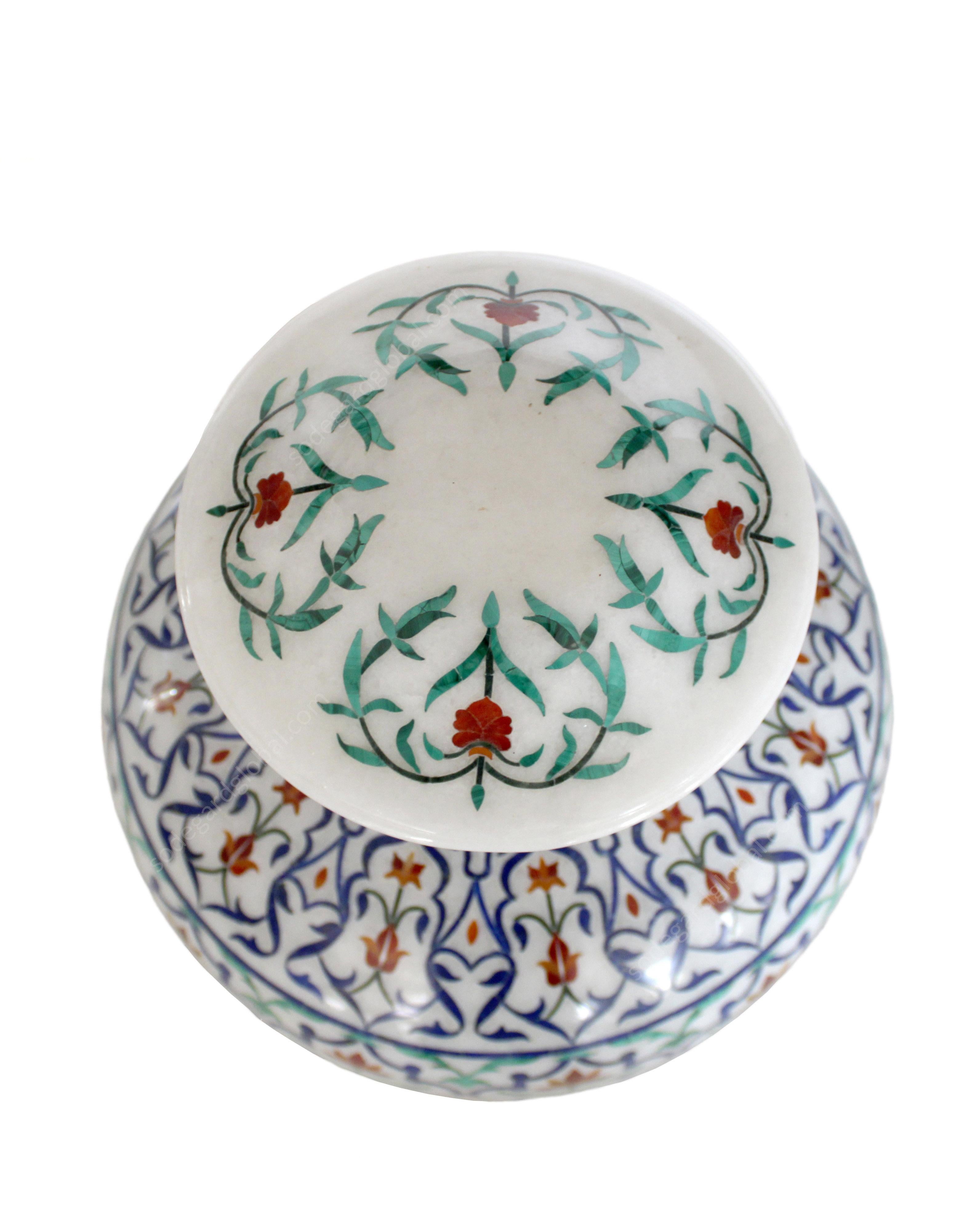 Indian Mughal Vase Pachchi Kari Inlay in White Marble by Stephanie Odegard For Sale