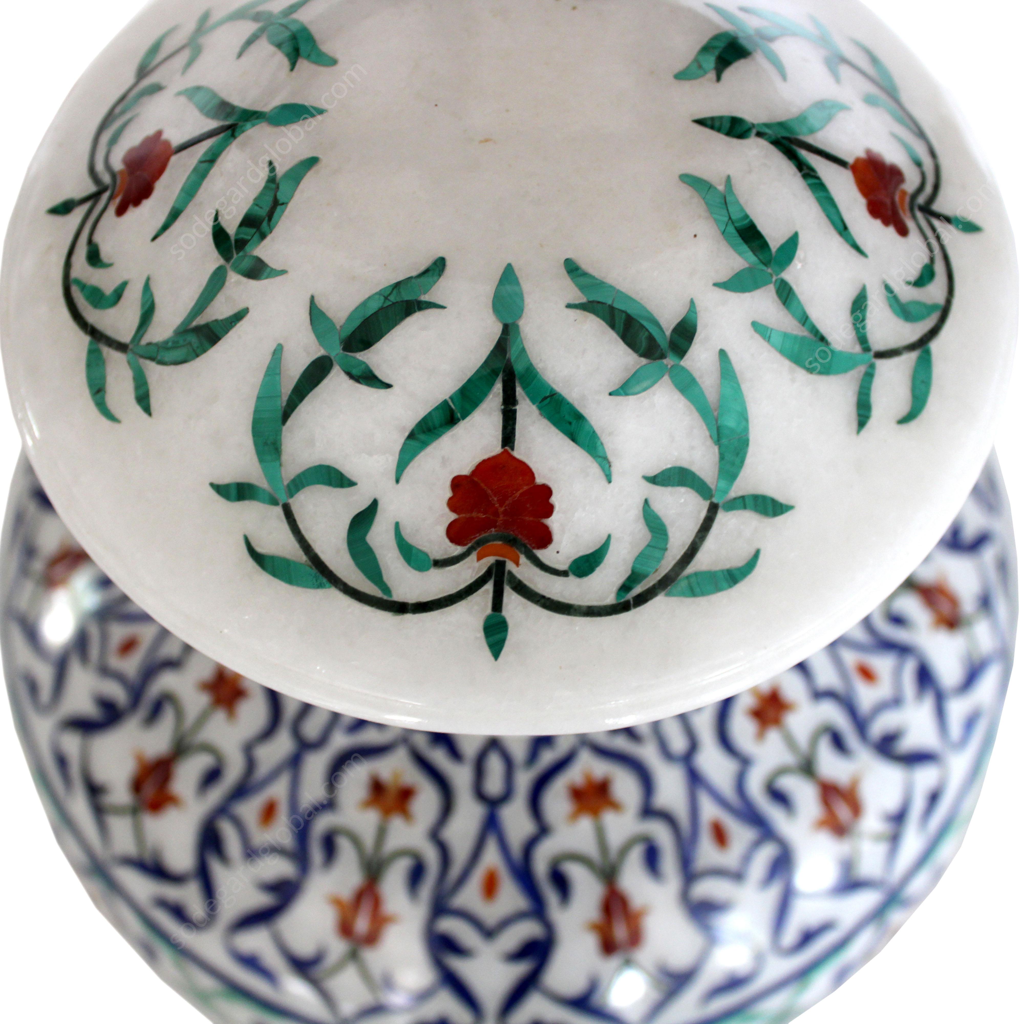 Hand-Carved Mughal Vase Pachchi Kari Inlay in White Marble by Stephanie Odegard For Sale