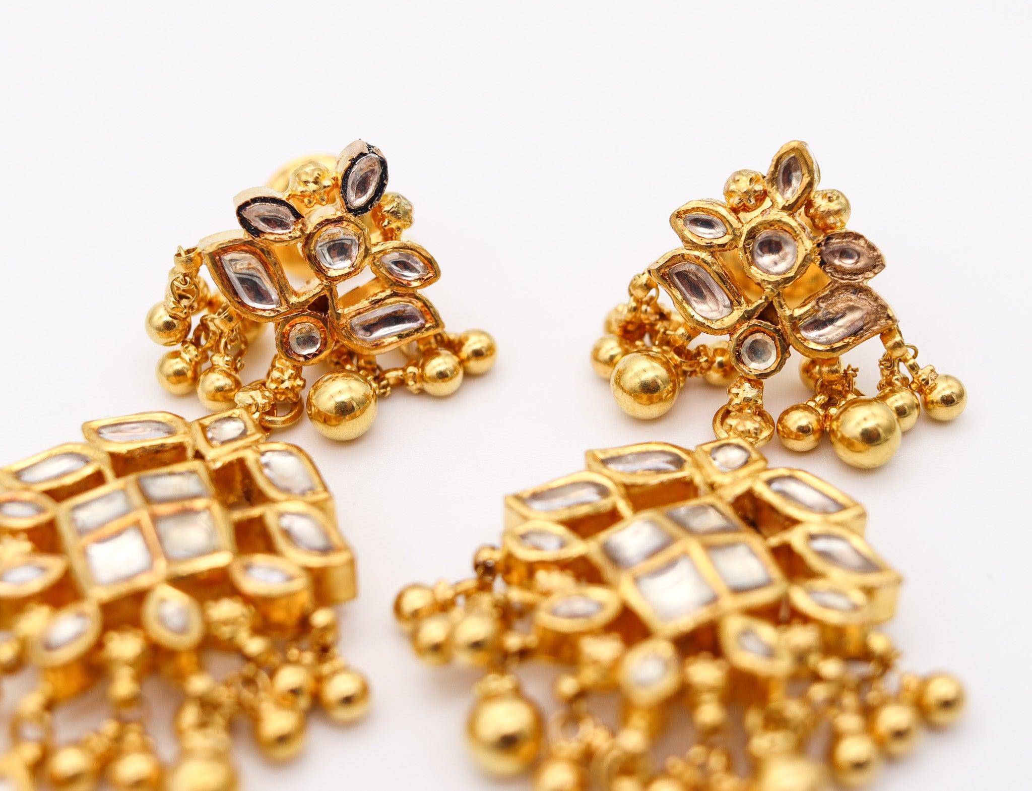 MUGHAL Vintage-Kronleuchter-Ohrringe mit Hängetropfen aus massivem 22 Karat Gelbgold Damen
