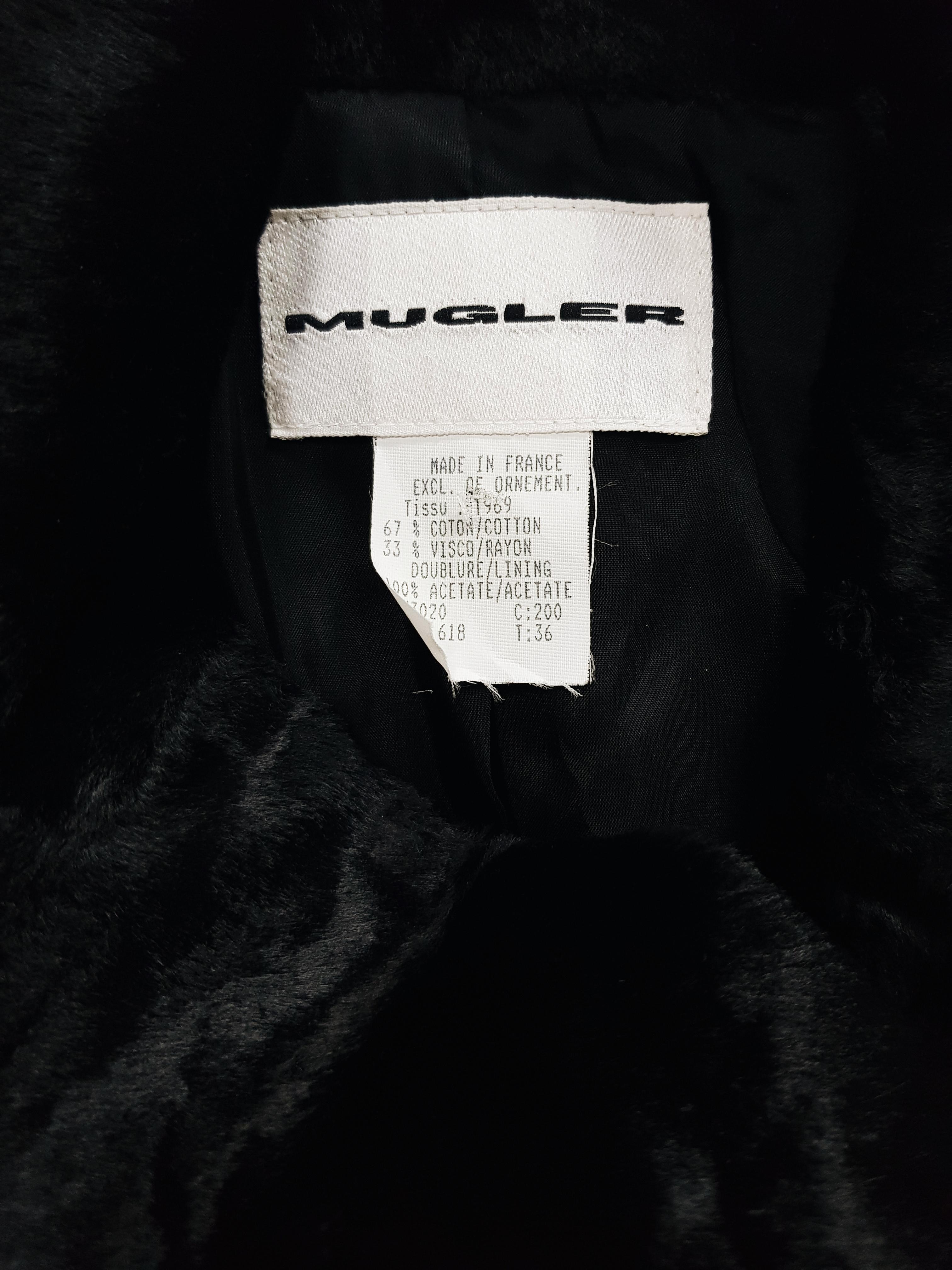 MUGLER 90er Jahre Bikerjacke aus Kunstpelz im Angebot 2