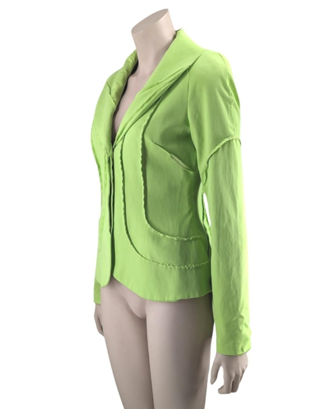 Mugler Acid Green Jacket  with its iconic shape In Excellent Condition For Sale In GOUVIEUX, FR