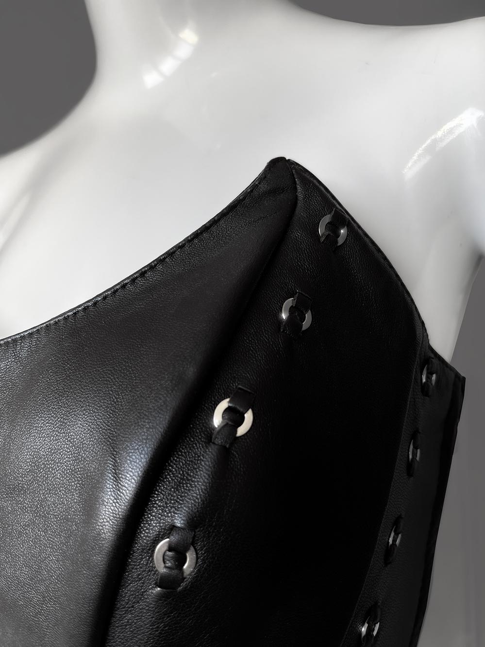 MUGLER Noir - Top corset à corsage en cuir percé Bon état - En vente à Berlin, BE