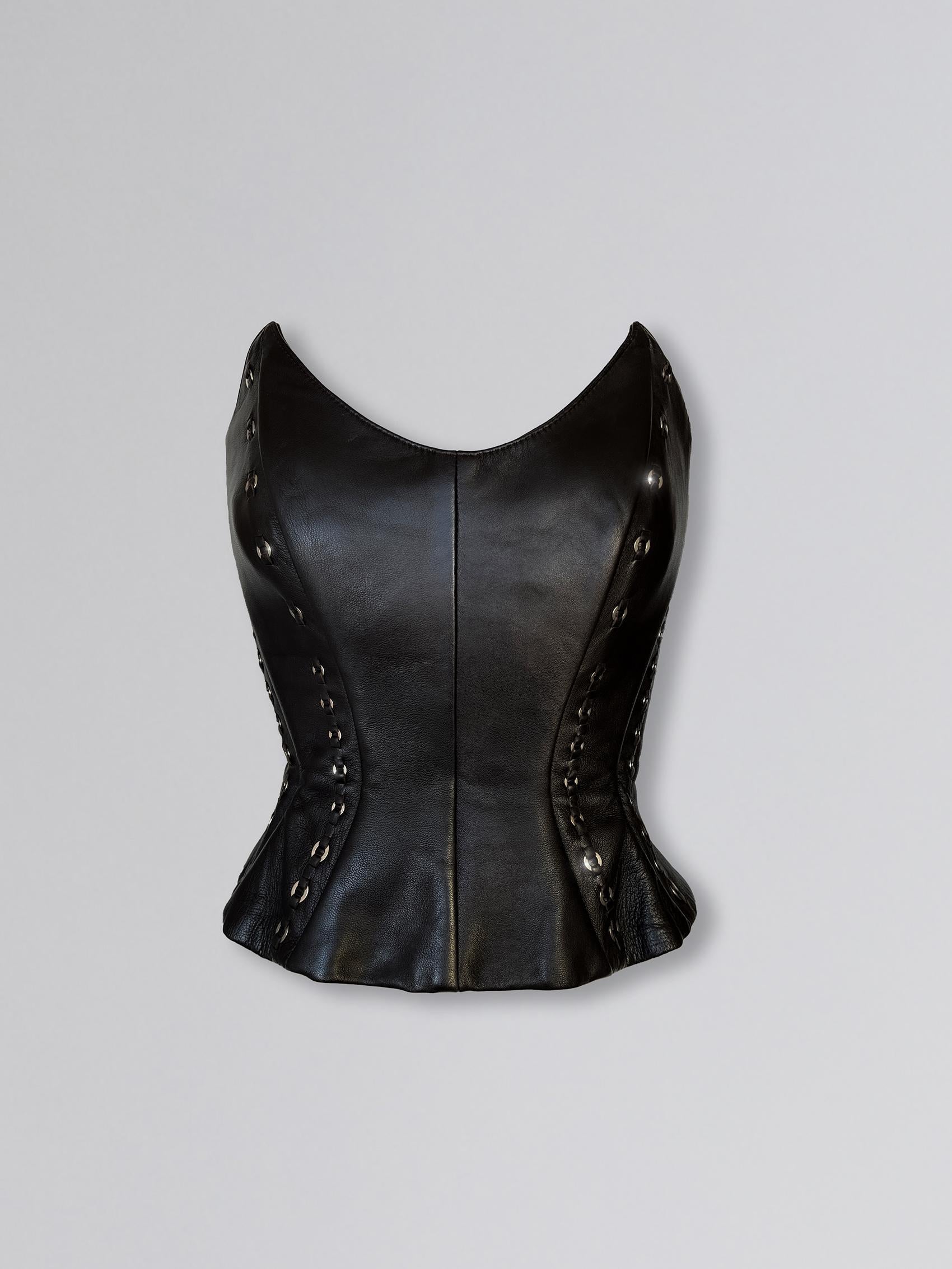 MUGLER Noir - Top corset à corsage en cuir percé en vente 1