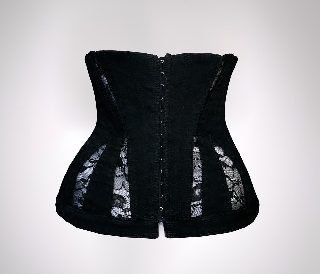 MUGLER FW 2023 Runway Black Lace Corset For Sale 3