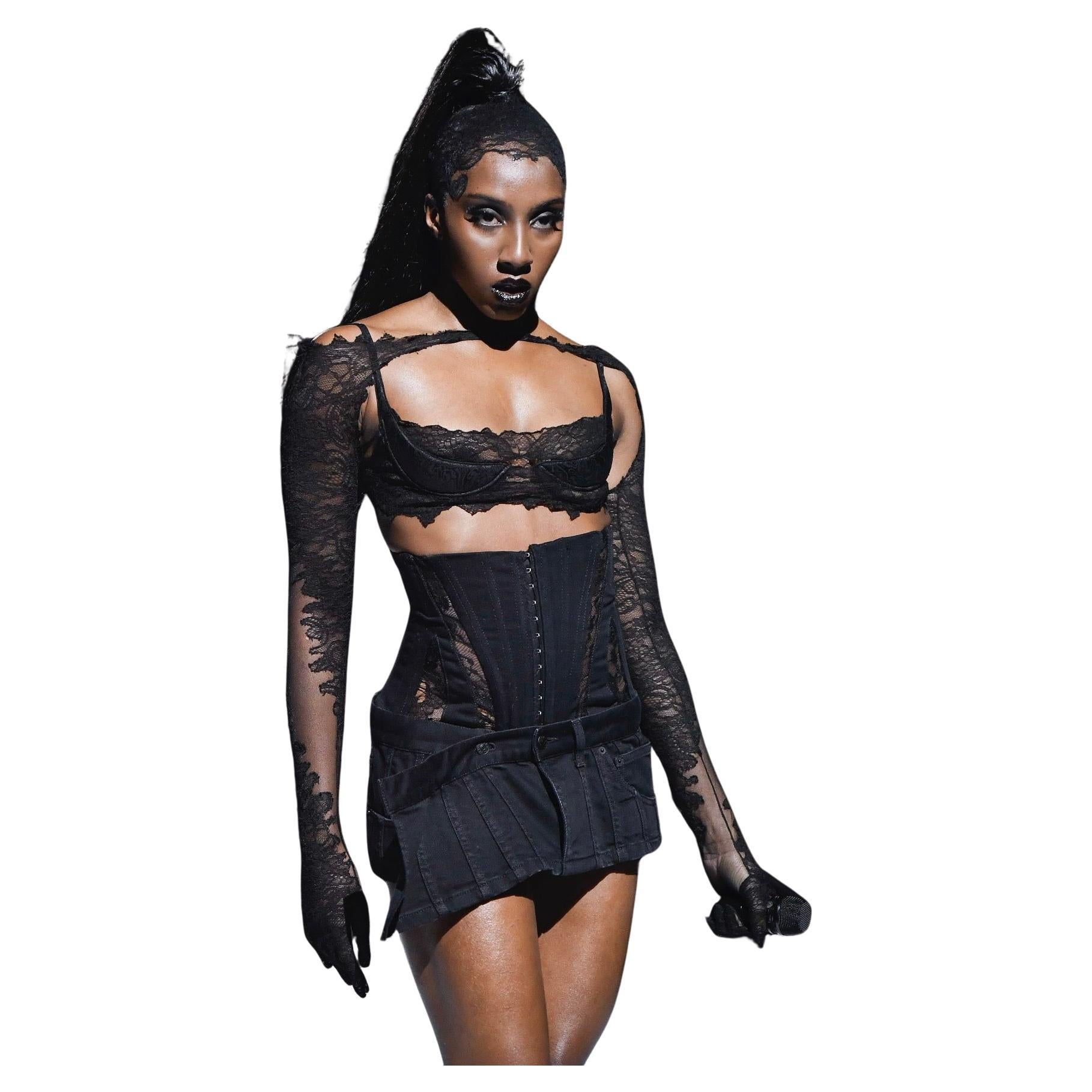 MUGLER FW 2023 Runway Black Lace Corset For Sale