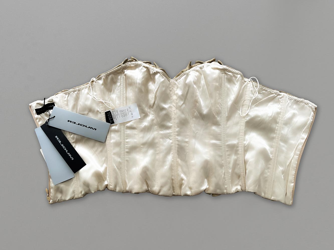 MUGLER - Corsage sculptural en métal doré en vente 4