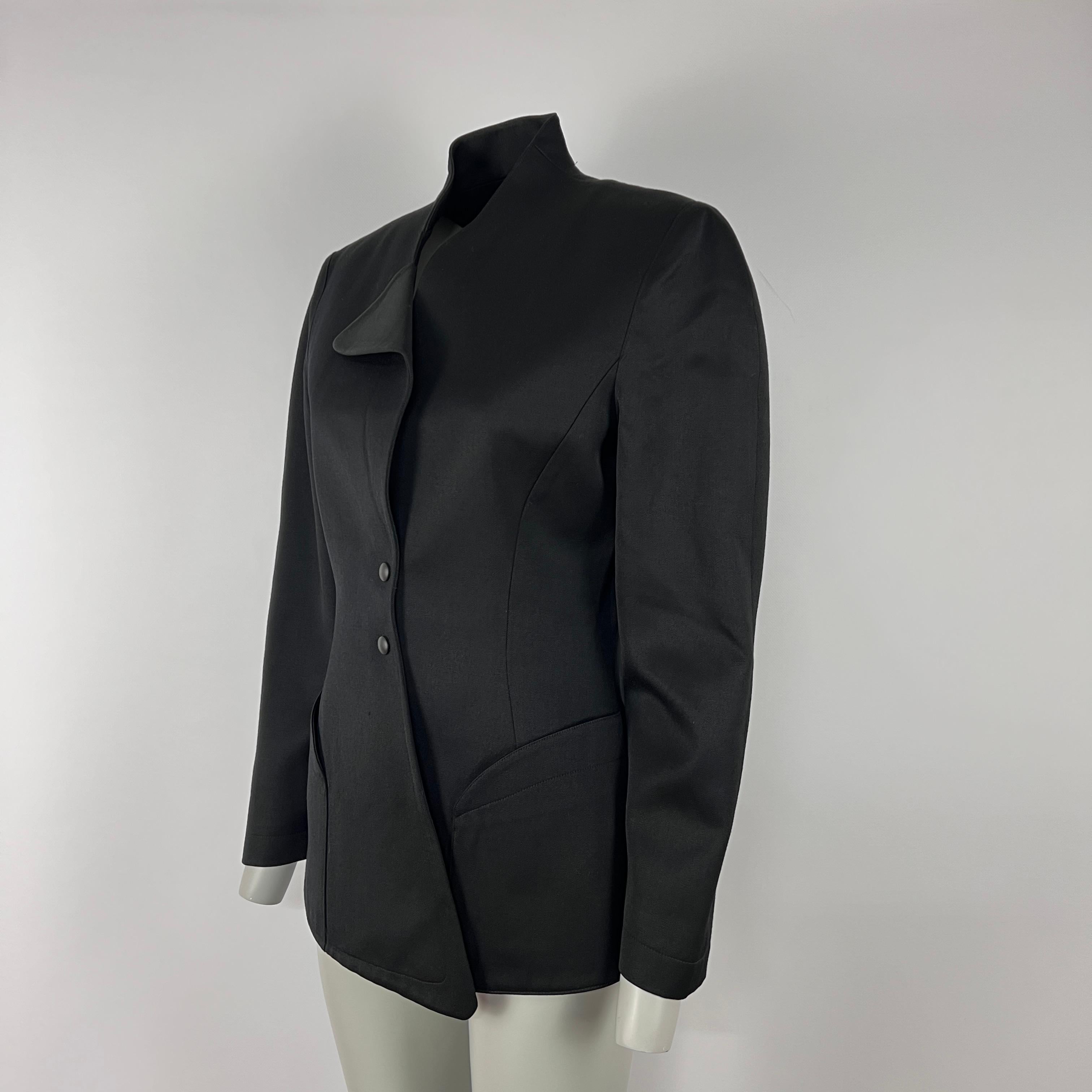 MUGLER Veste en coton noir circa 1990, Made in France, taille S Excellent état - En vente à SAINT-OUEN-SUR-SEINE, FR