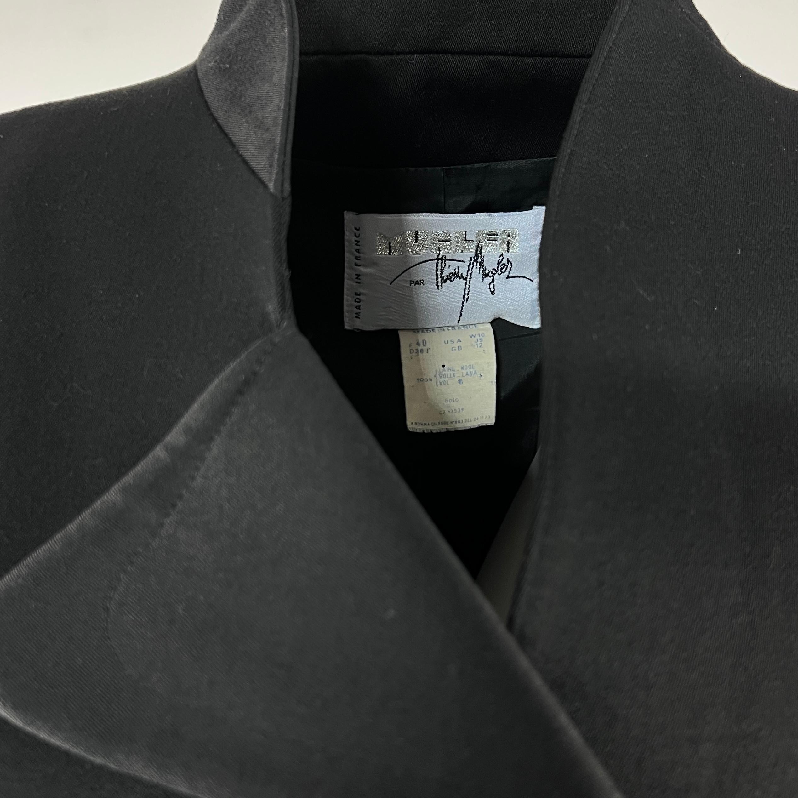 MUGLER Veste en coton noir circa 1990, Made in France, taille S en vente 1