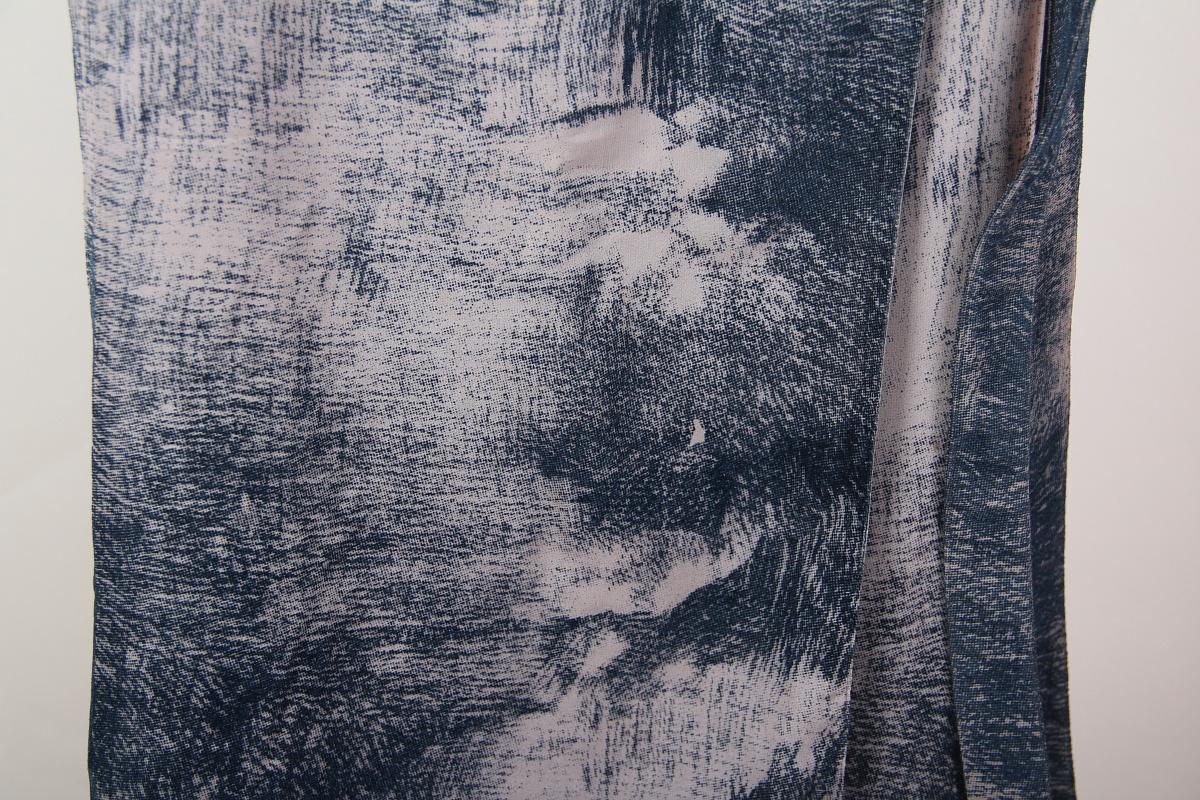 Mugler Vintage Skirt Abstract Print In Excellent Condition For Sale In Алматинский Почтамт, KZ